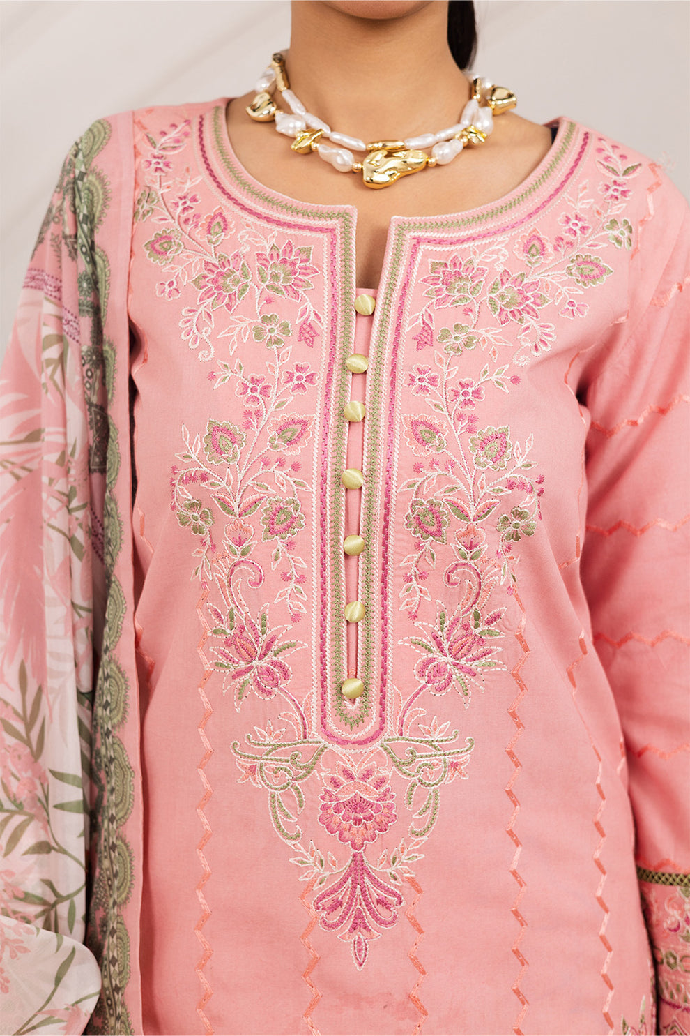 Maryum N Maria | Mira Luxury Lawn | MAHINE - FS50106