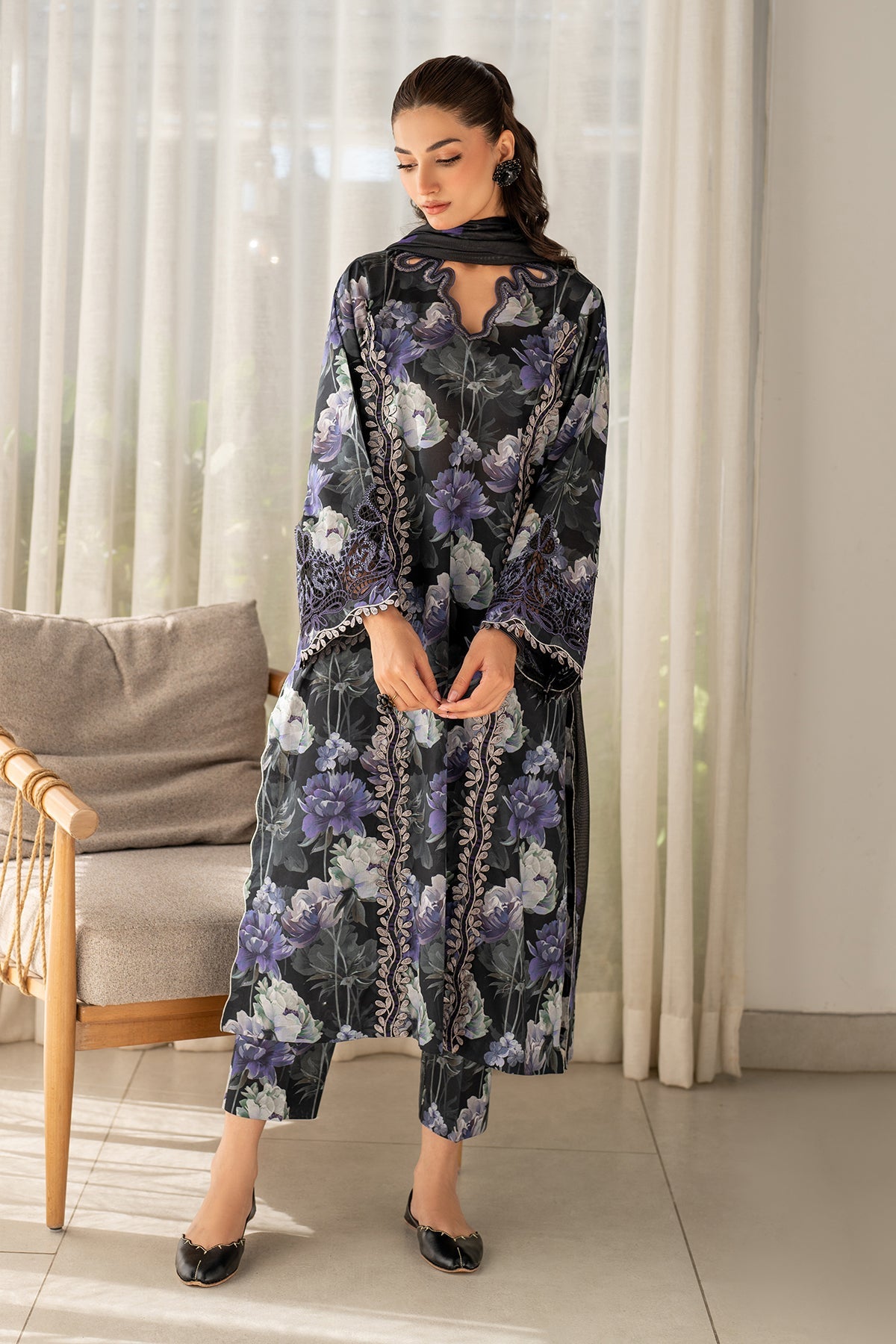 Baroque | Embroidered Lawn | SF-4093