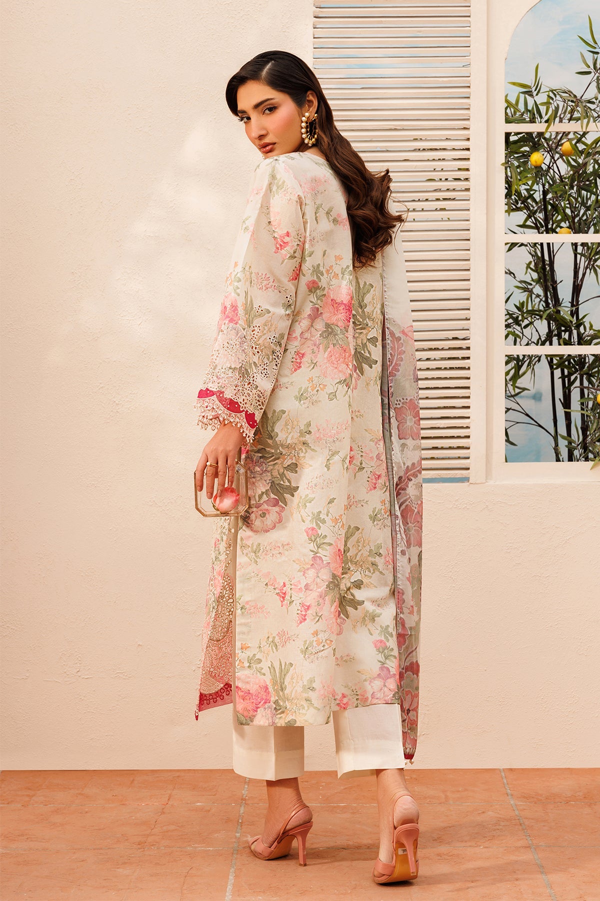 Baroque | Embroidered Lawn | SF-4397