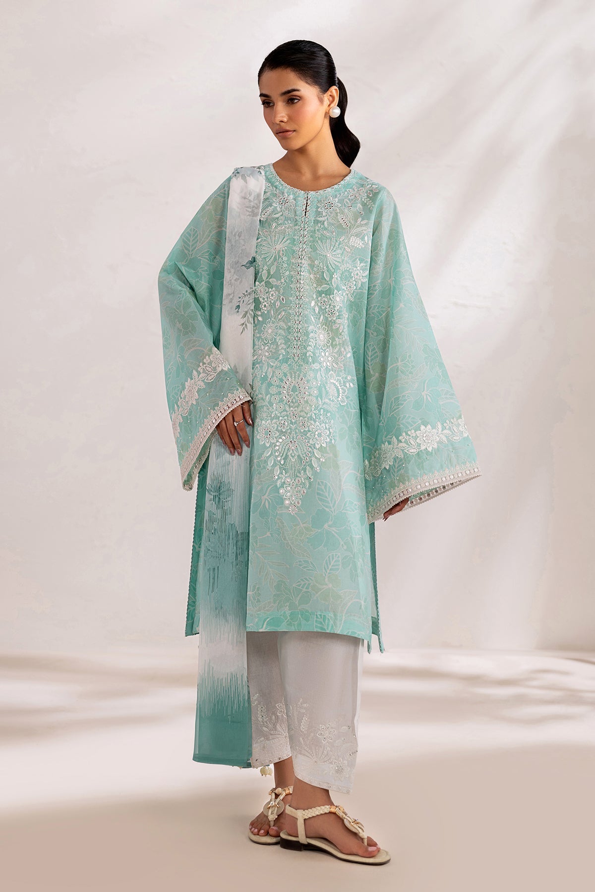 Baroque | Embroidered Lawn | SF-4451