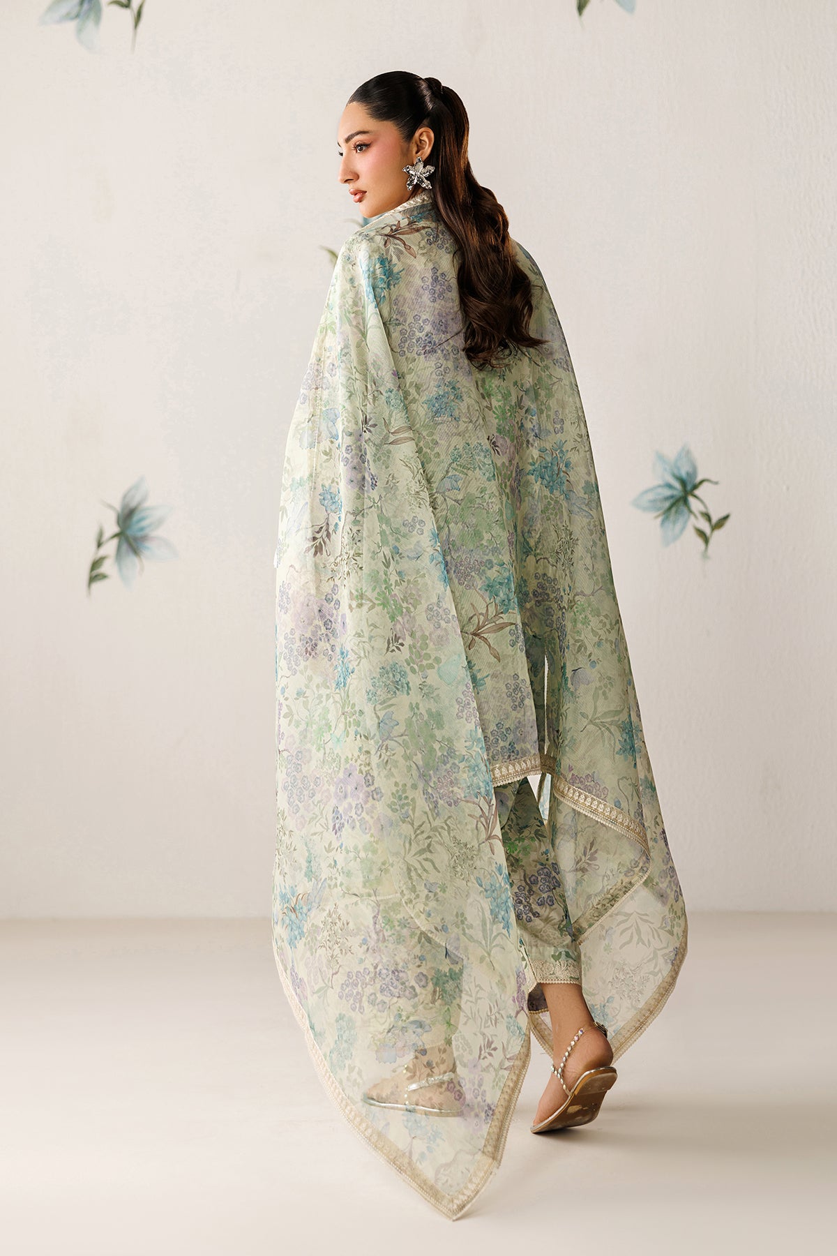 Baroque | Embroidered Lawn | SF-4417