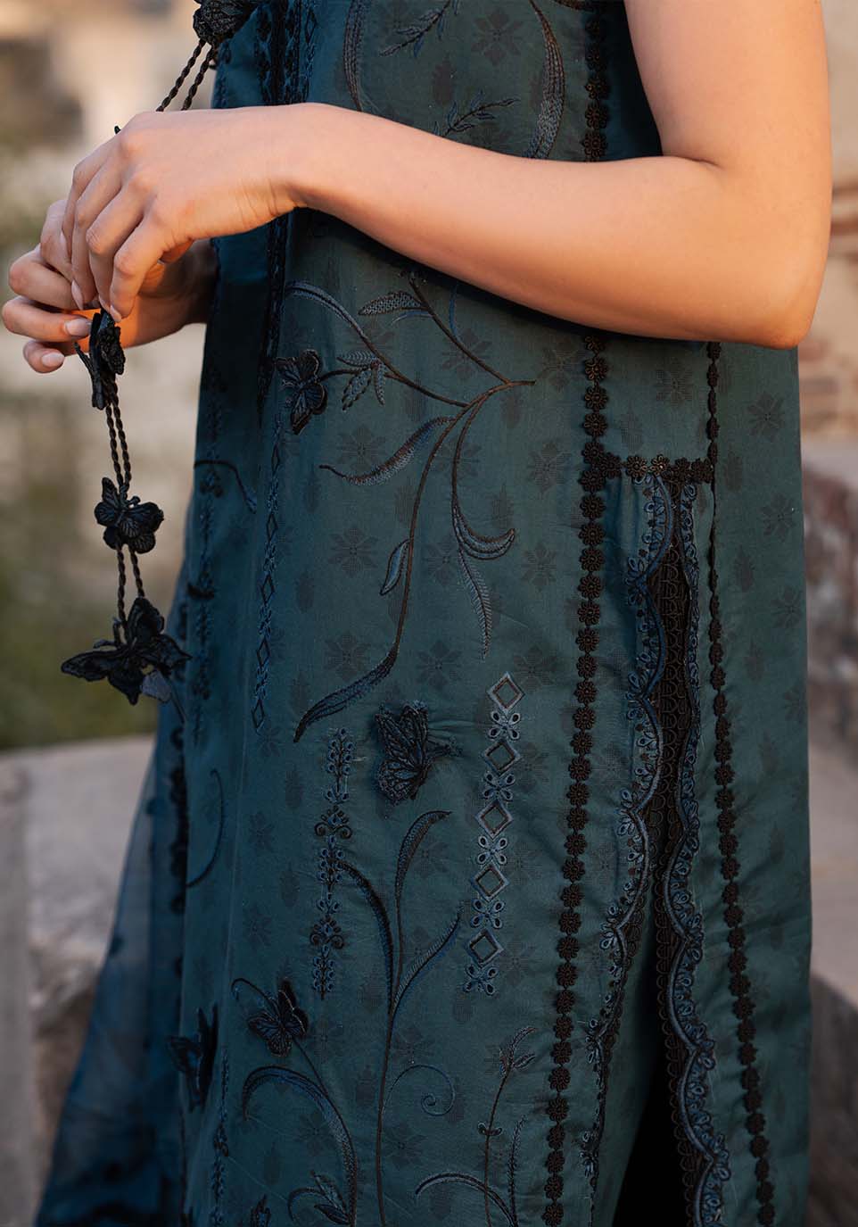 Zarqash | Luxe Lawn 26 |ZQL0014