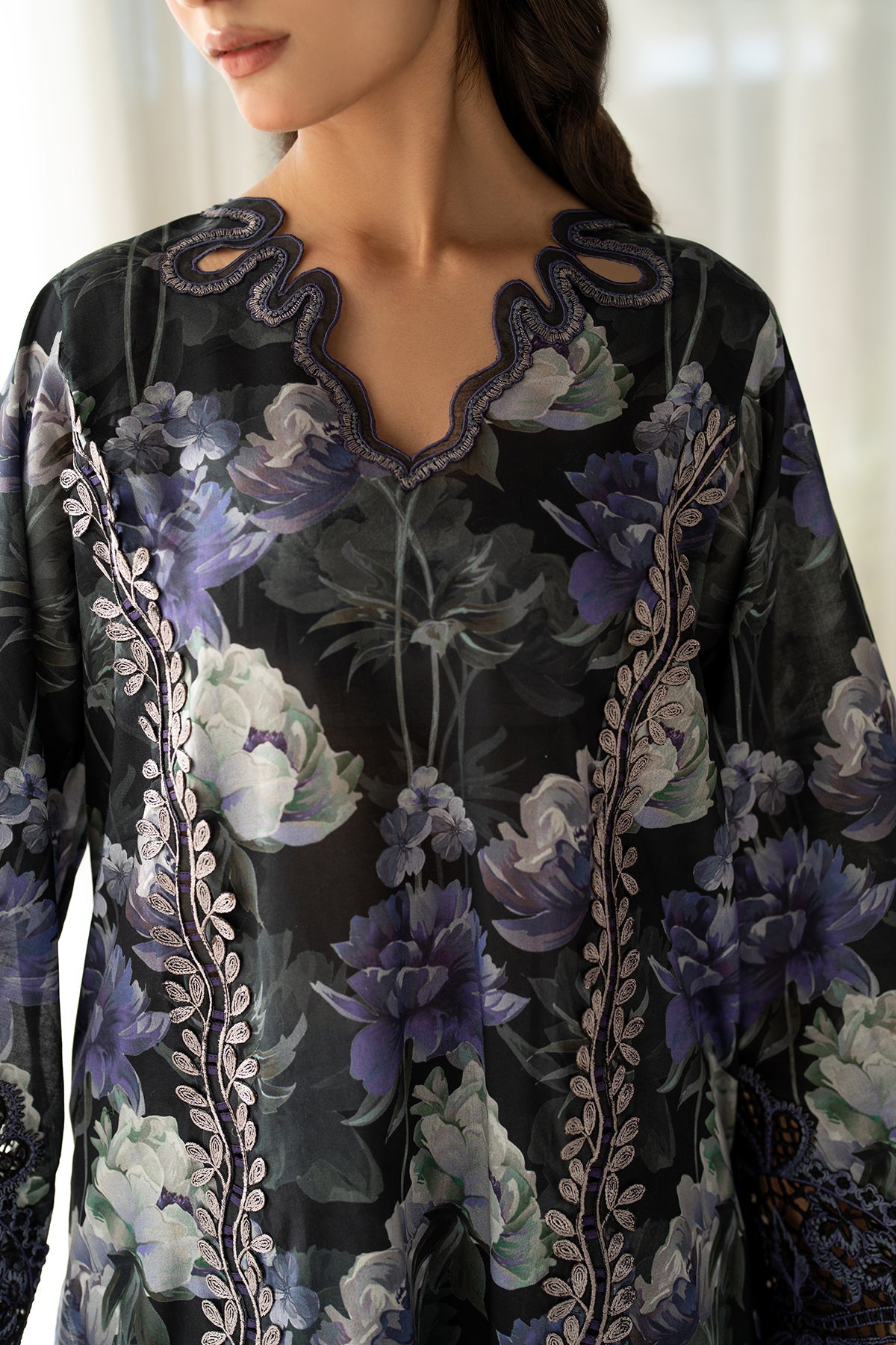 Baroque | Embroidered Lawn | SF-4093