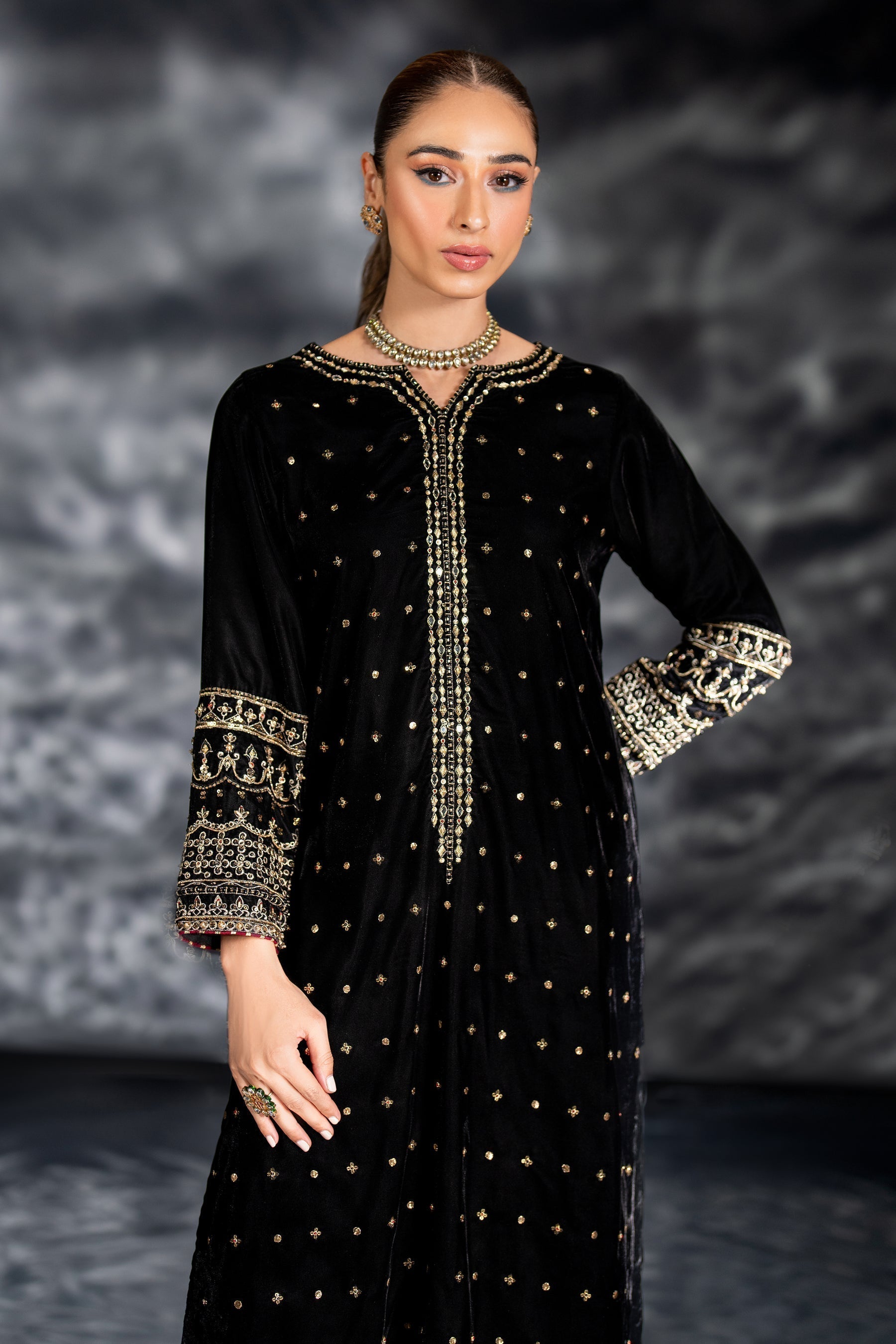 Naqshi | Makhmal 24 | ZUNI - House Of Anaya