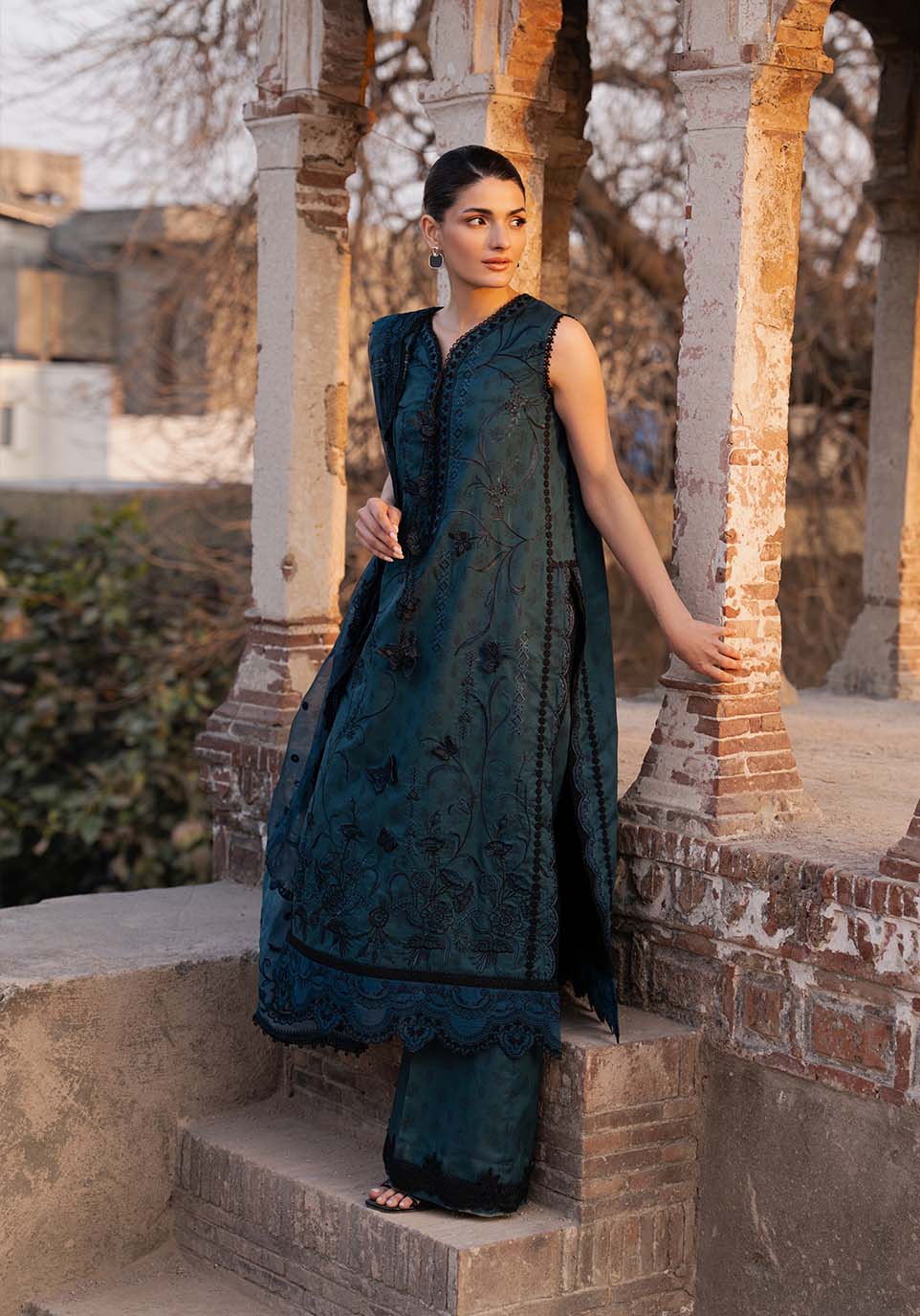Zarqash | Luxe Lawn 26 |ZQL0014