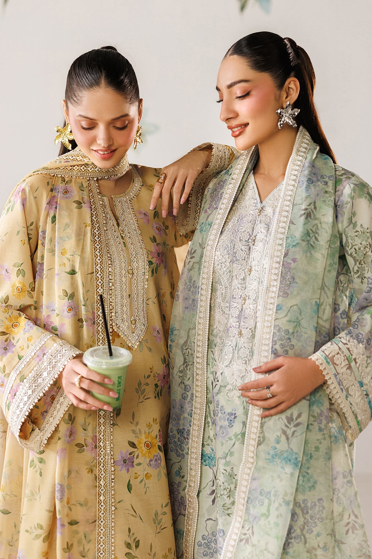 Baroque | Embroidered Lawn | SF-4417
