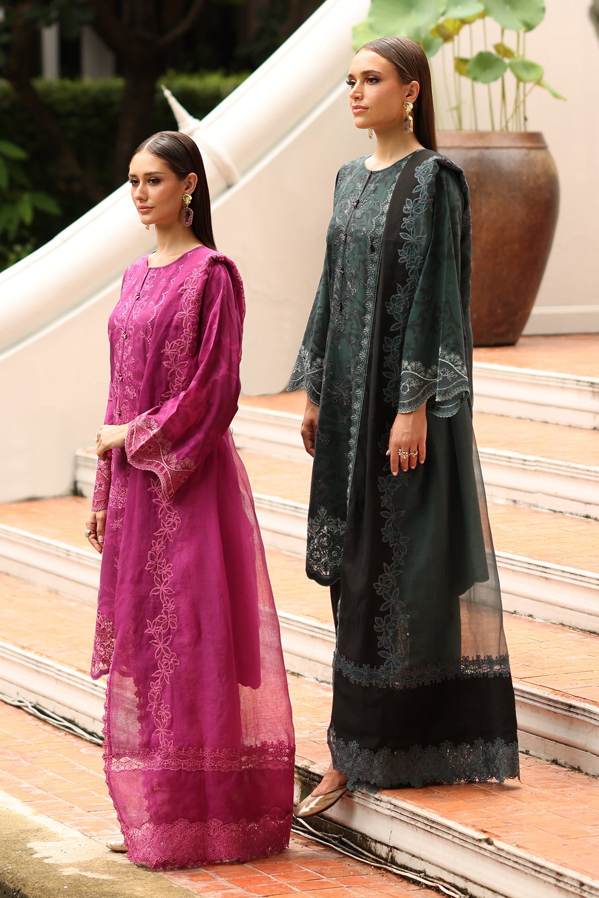 Baroque | Embroidered Lawn | SF-4254