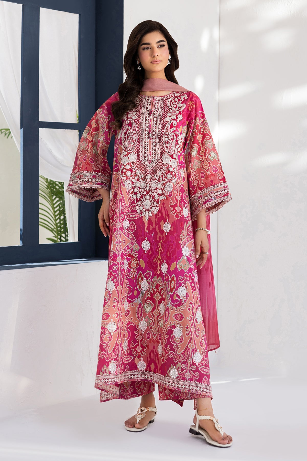 Baroque | Embroidered Lawn | SF-4452