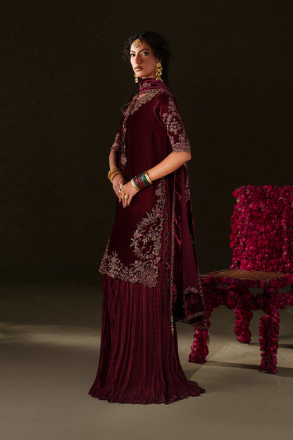 Iznik | Velvet 25 | IV-71 Embroidered Velvet