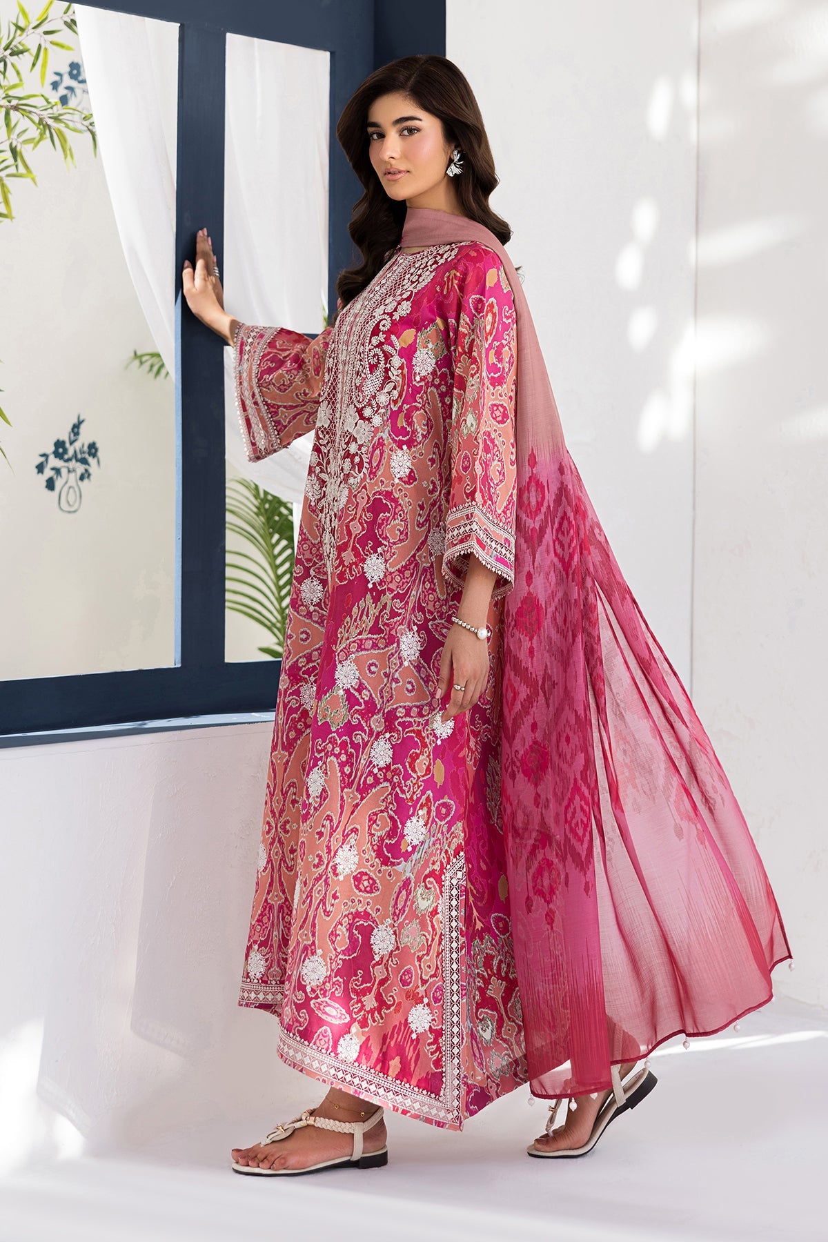 Baroque | Embroidered Lawn | SF-4452