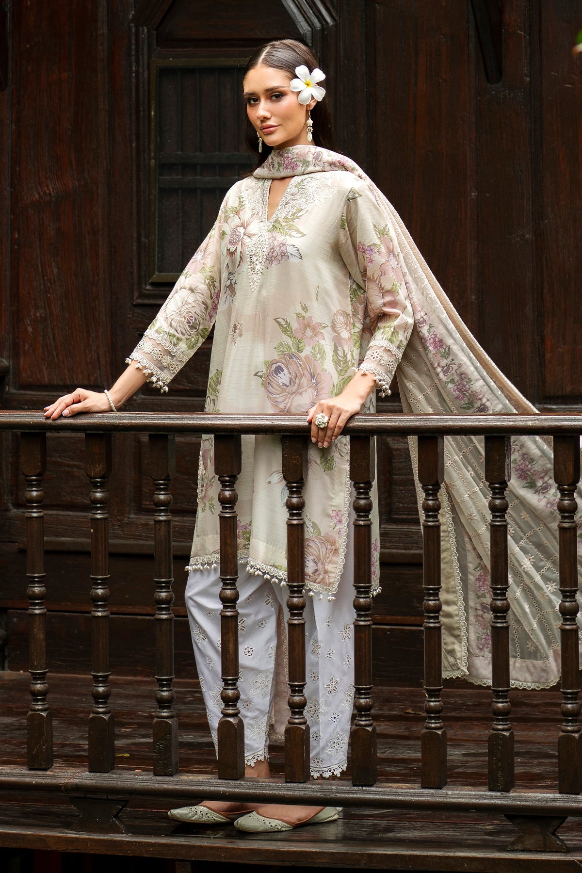 Baroque | Embroidered Lawn | SF-4270