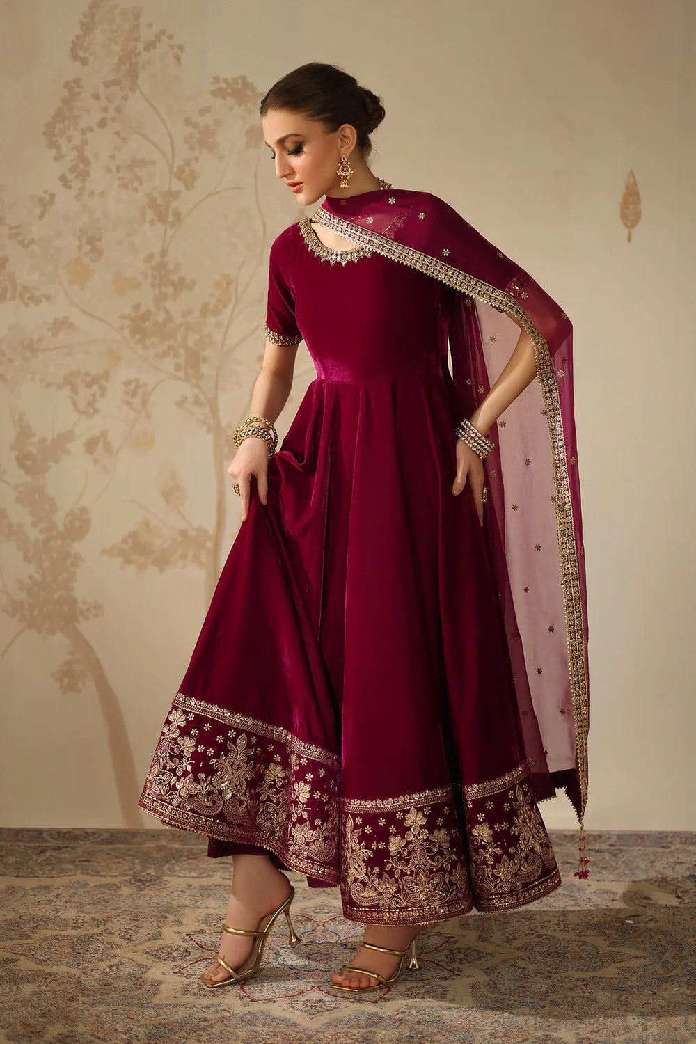 Baroque | EMBROIDERED VELVET | PR-1225
