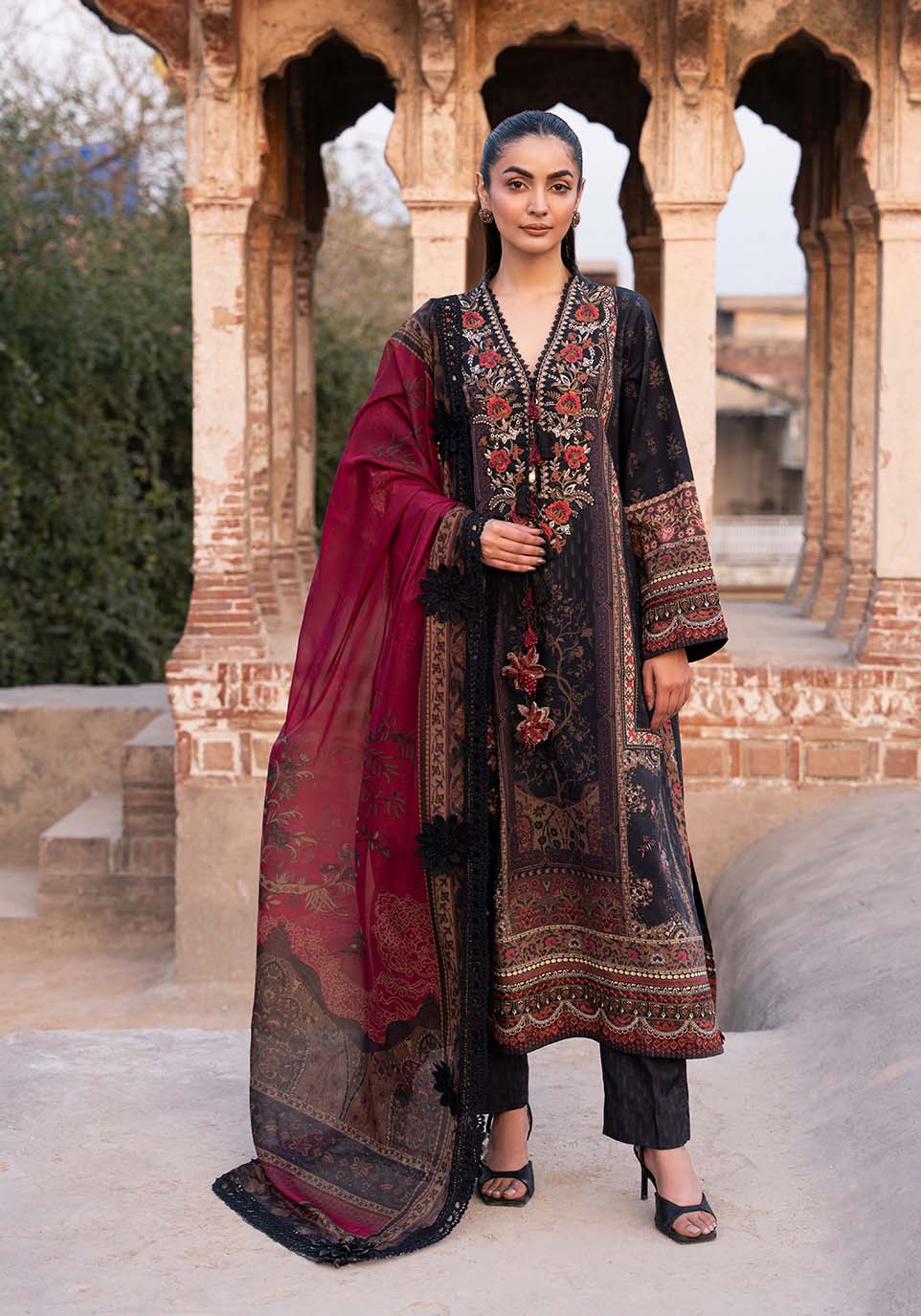 Zarqash | Luxe Lawn 26 | ZQL0012