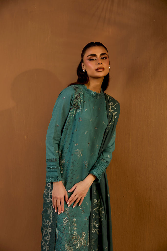 Sobia Nazir | Winter Shawl 25 | Design 5A