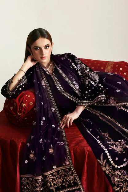 Emaan Adeel | Zarposh Velvet Collection | DILNAR