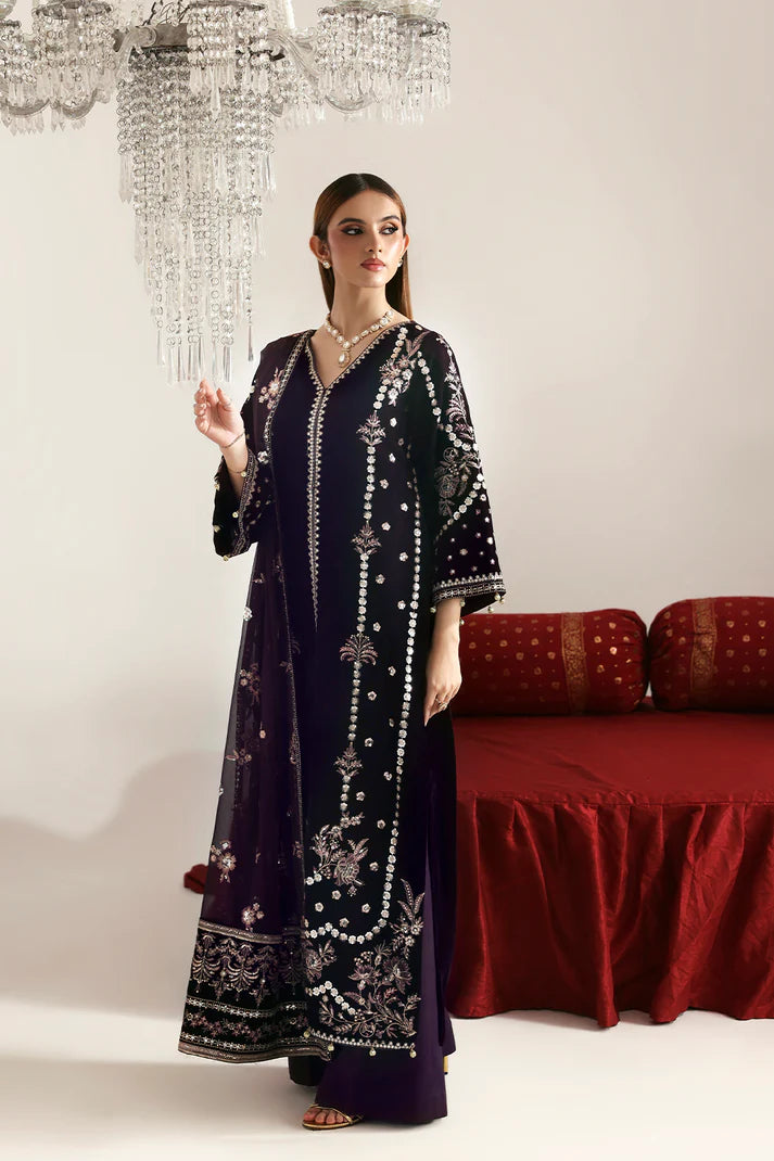 Emaan Adeel | Zarposh Velvet Collection | DILNAR