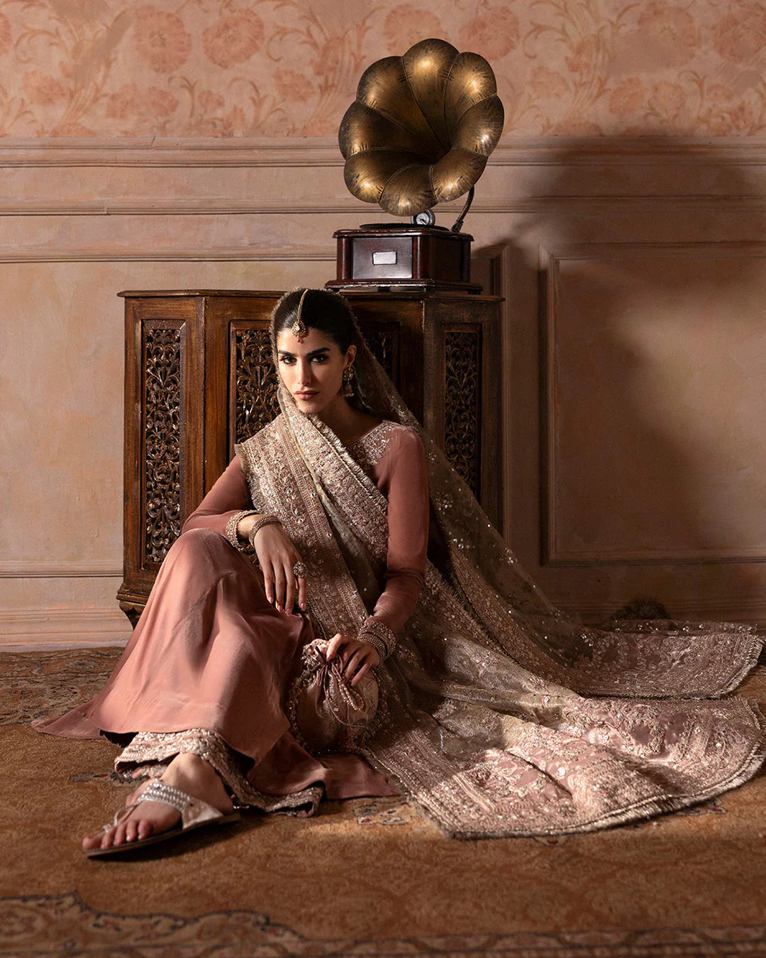 Faiza saqlain | Ismene formals | Averna