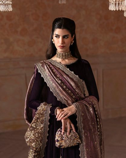 Faiza saqlain | Ismene formals | Erna