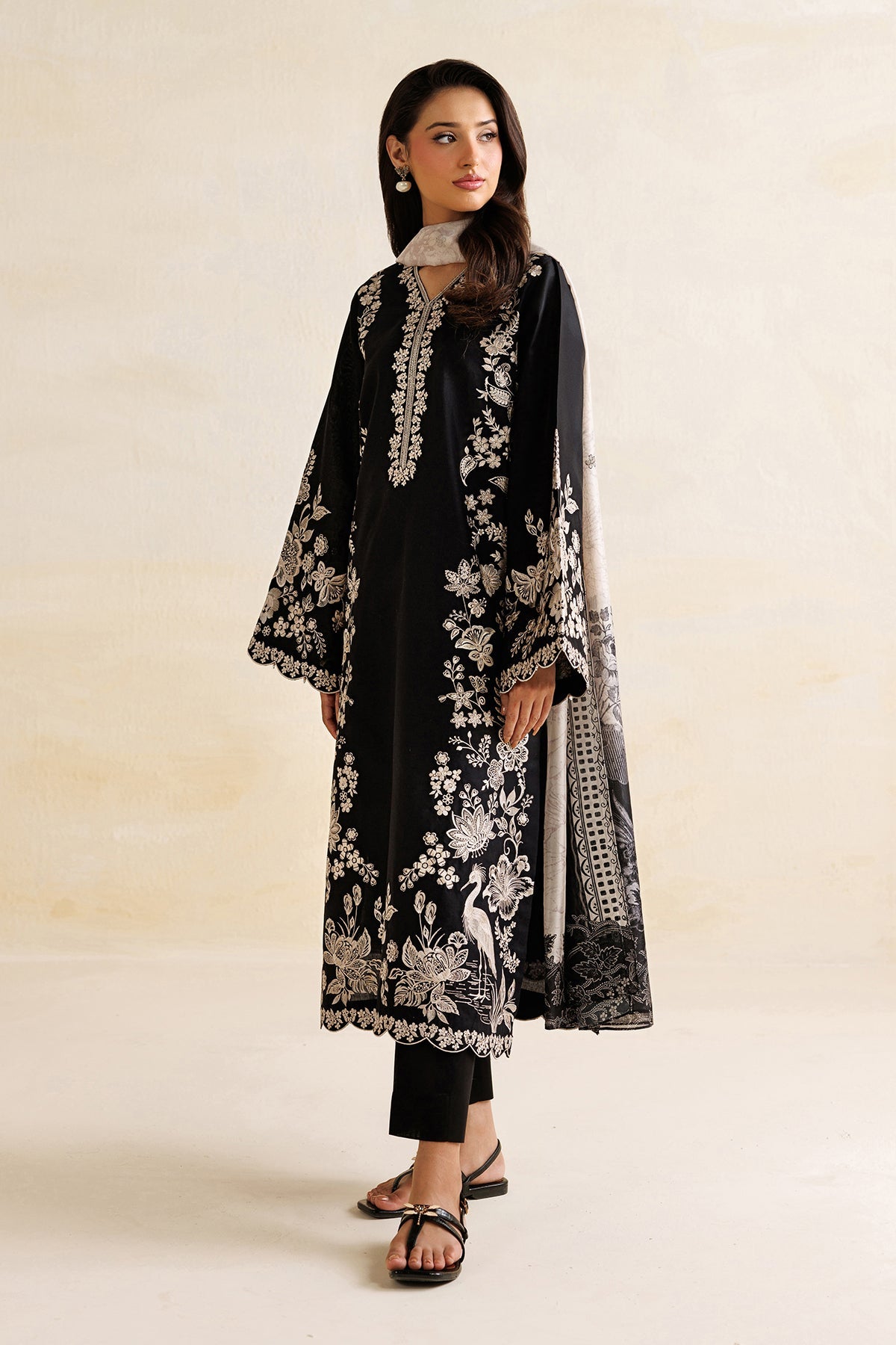 Baroque | Embroidered Lawn | SF-4471