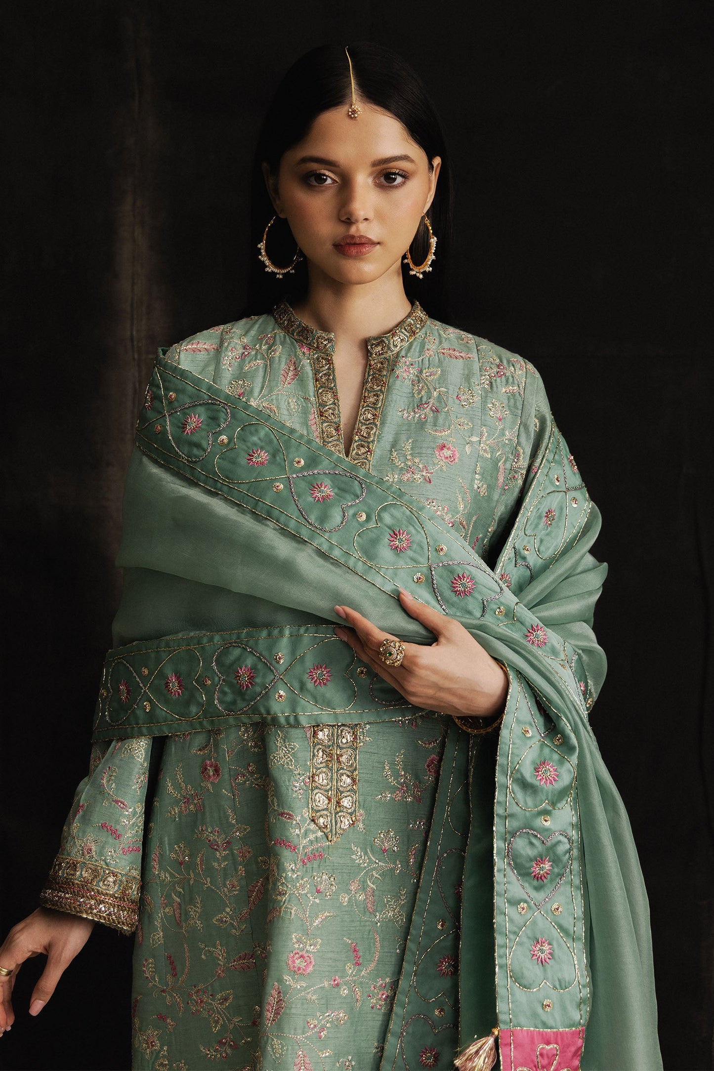 Zara Shahjahan | Studio Portraits | Anaya