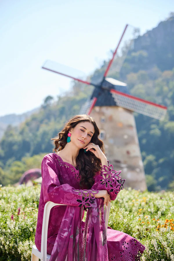 Farasha | Printed Essentials’26 | Meadow Arc