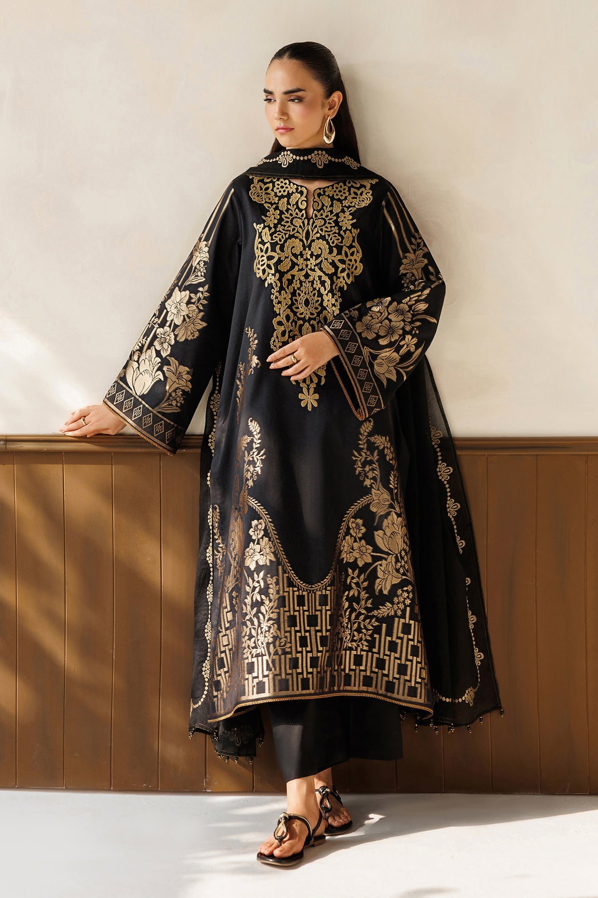 Baroque | Embroidered Lawn | SF-4501