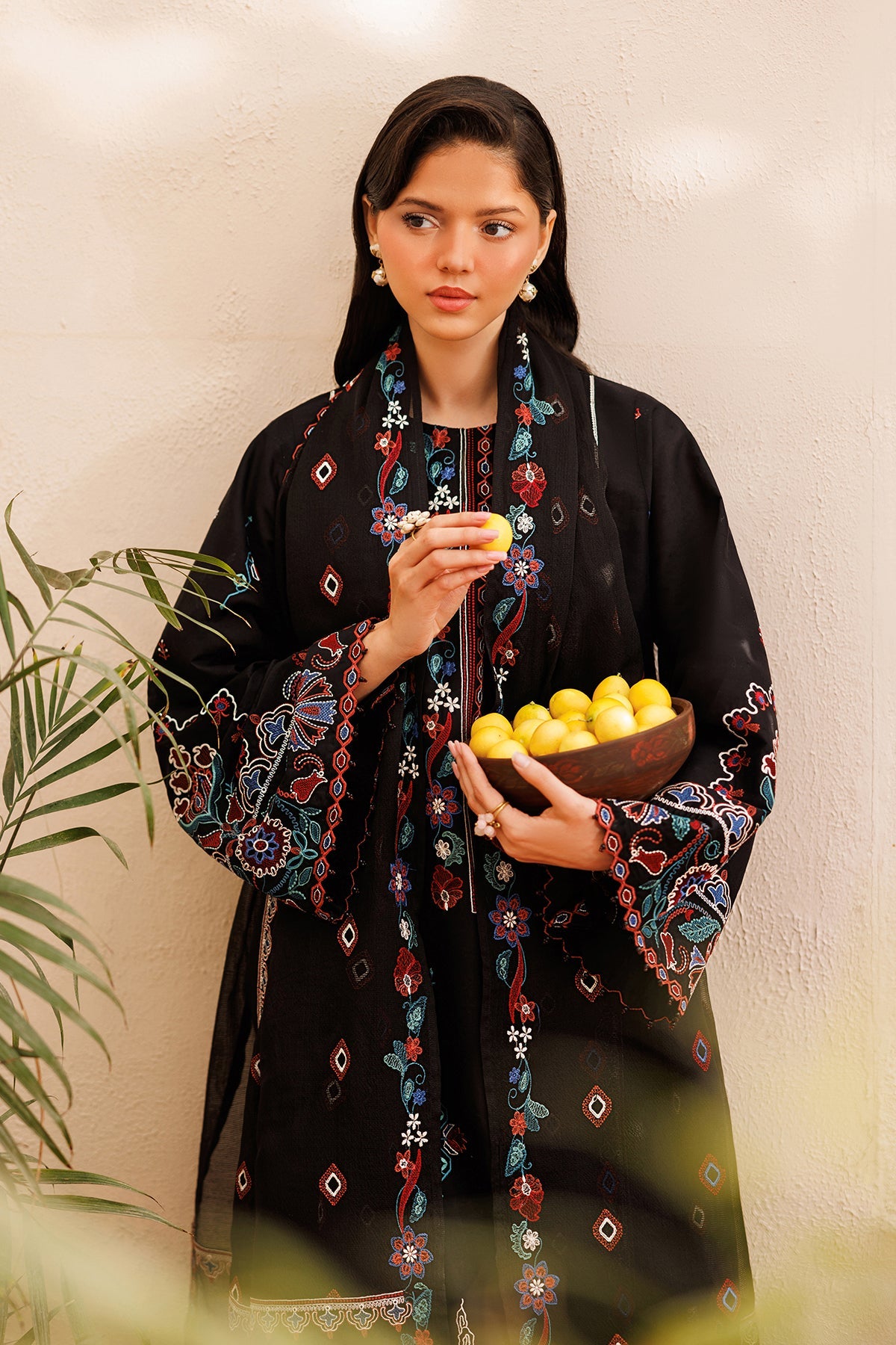 Baroque | Embroidered Lawn | SF-4391