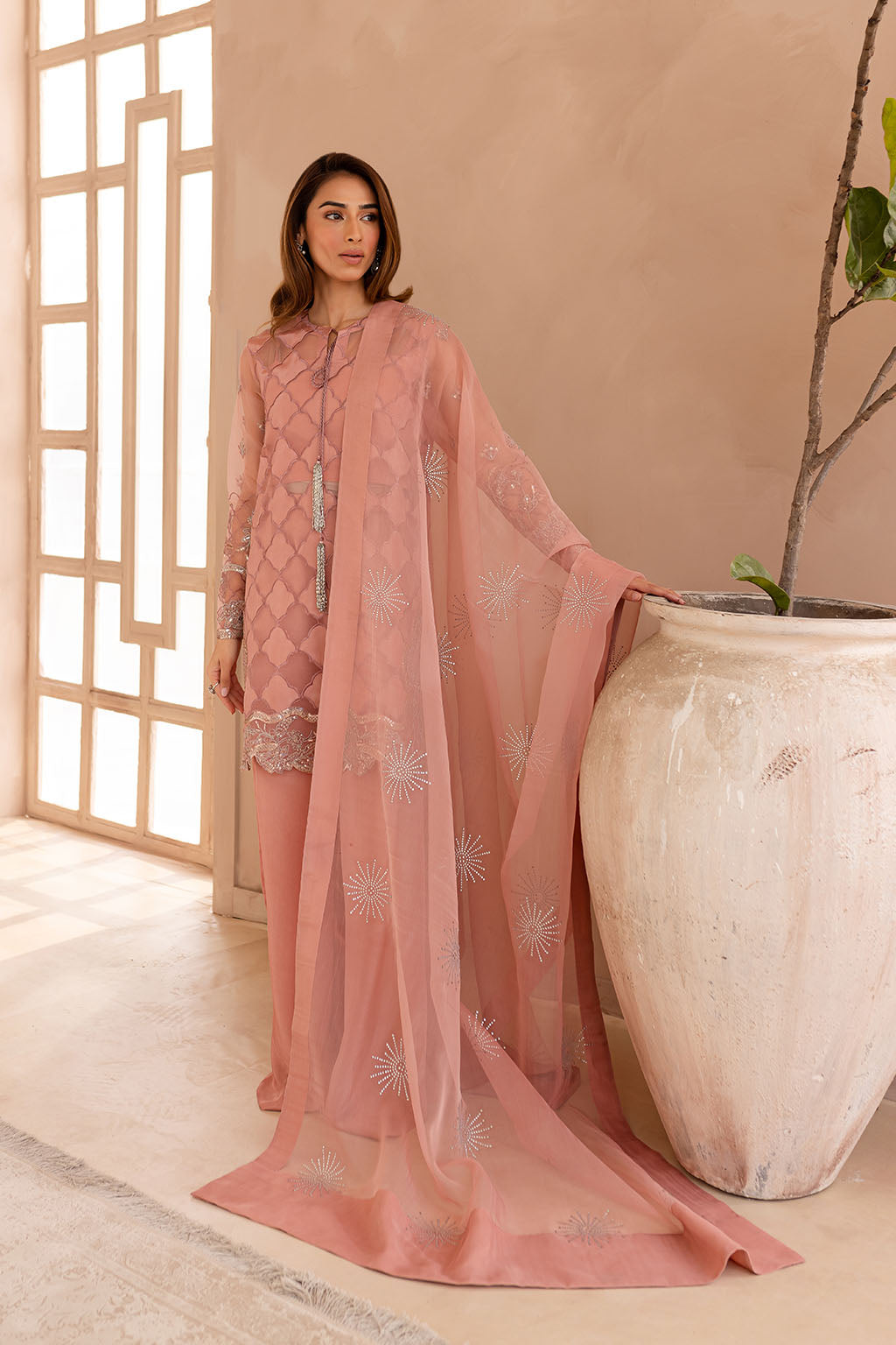 Vanya | Veranda Fromals |  VR-02