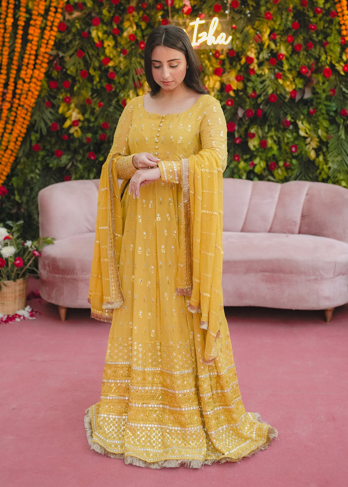 Allure | Mayal Formals | IZNA HAMZA - House Of Anaya