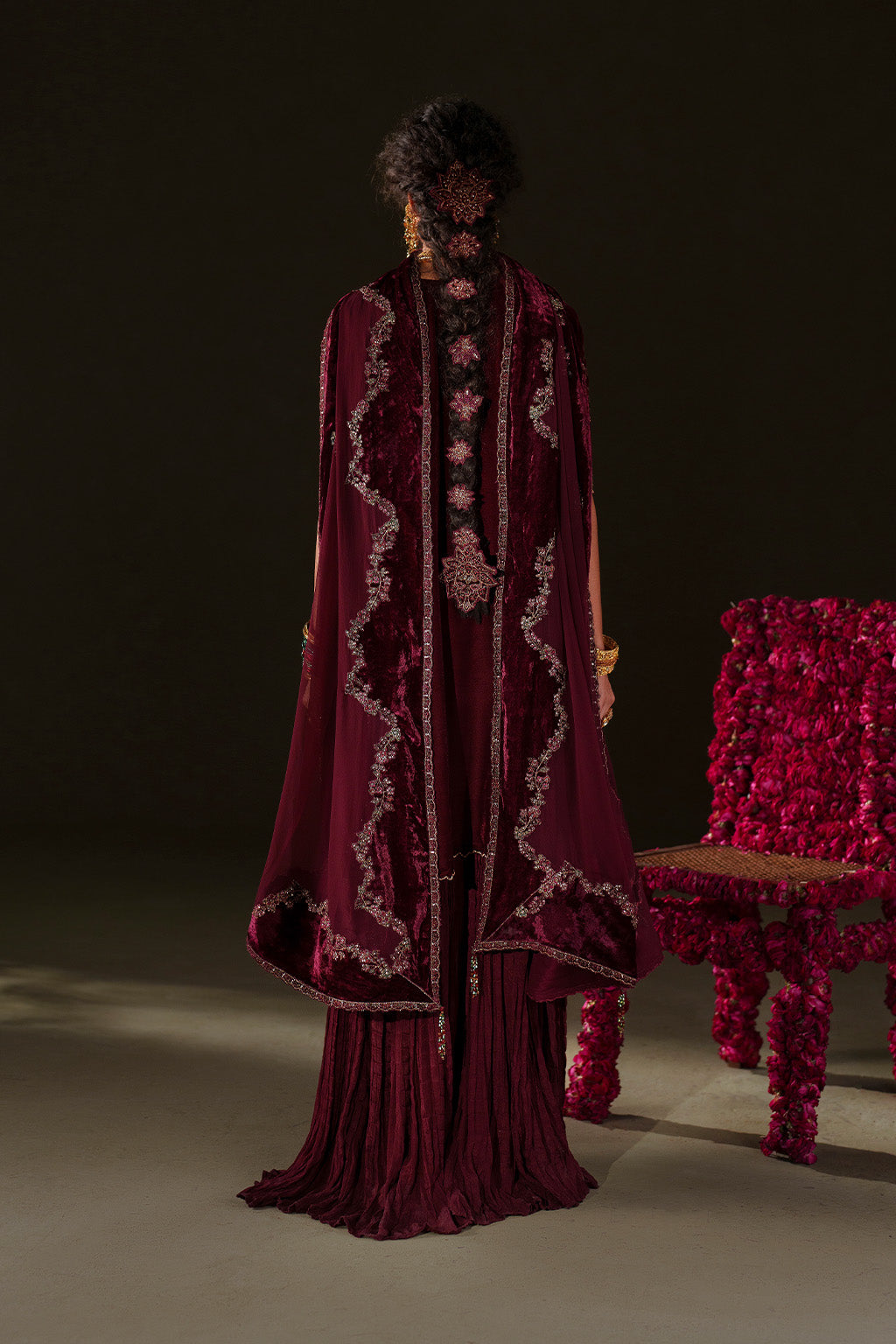 Iznik | Velvet 25 | IV-71 Embroidered Velvet