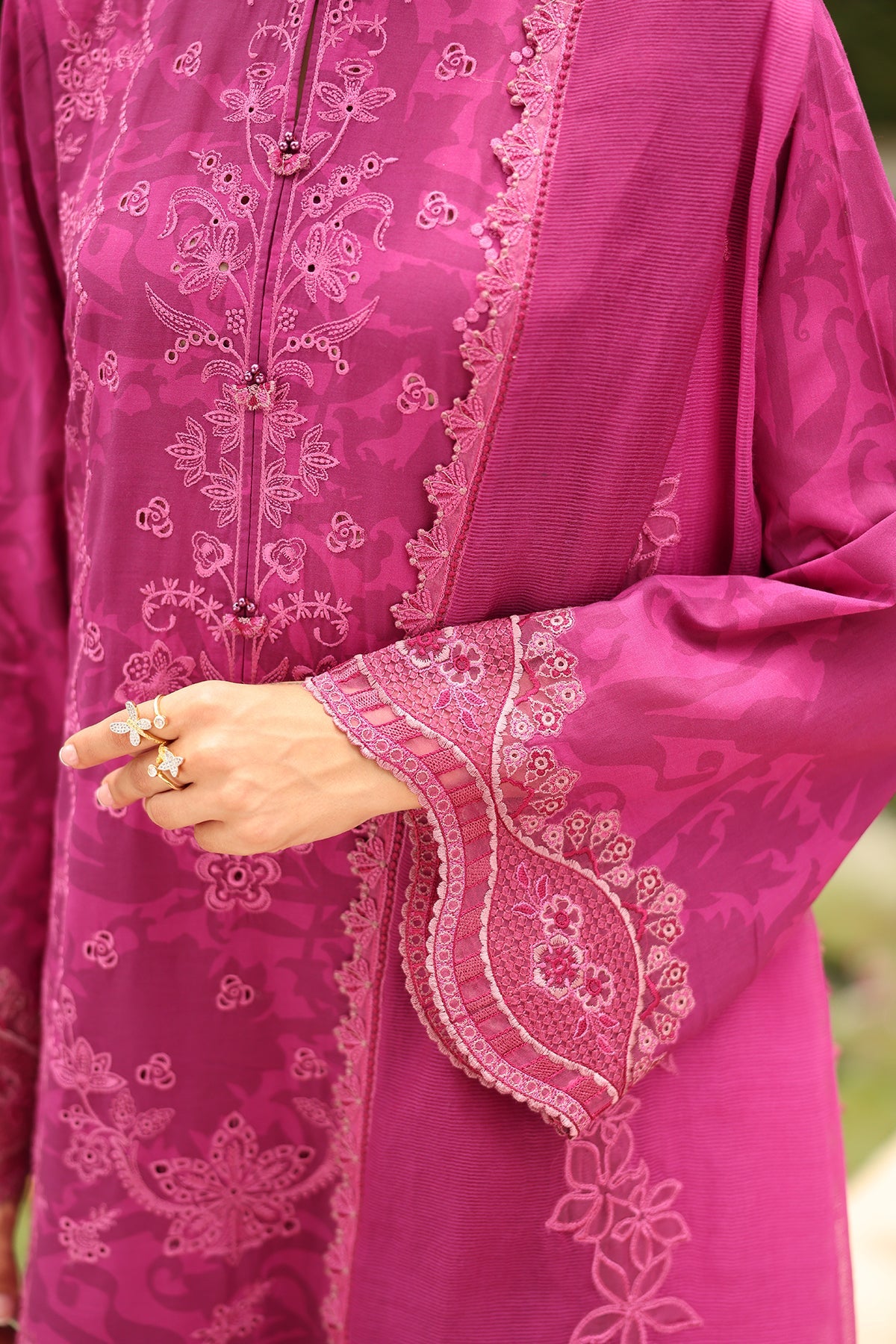 Baroque | Embroidered Lawn | SF-4254