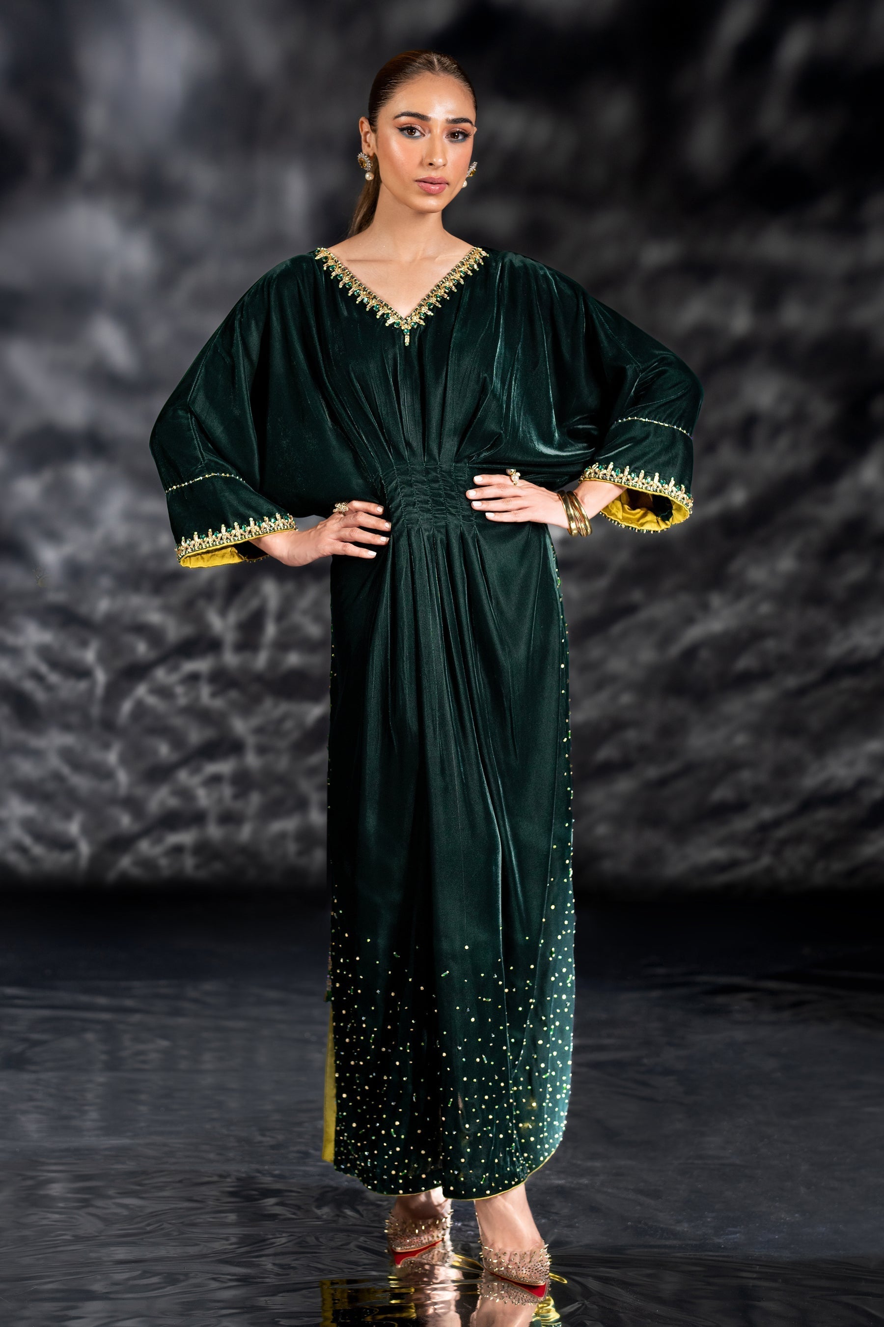 Naqshi | Makhmal 24 | VINNIE - House Of Anaya