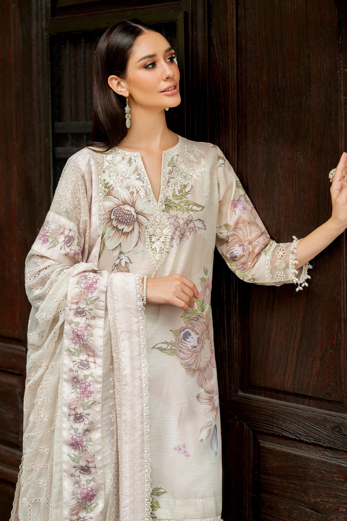 Baroque | Embroidered Lawn | SF-4270