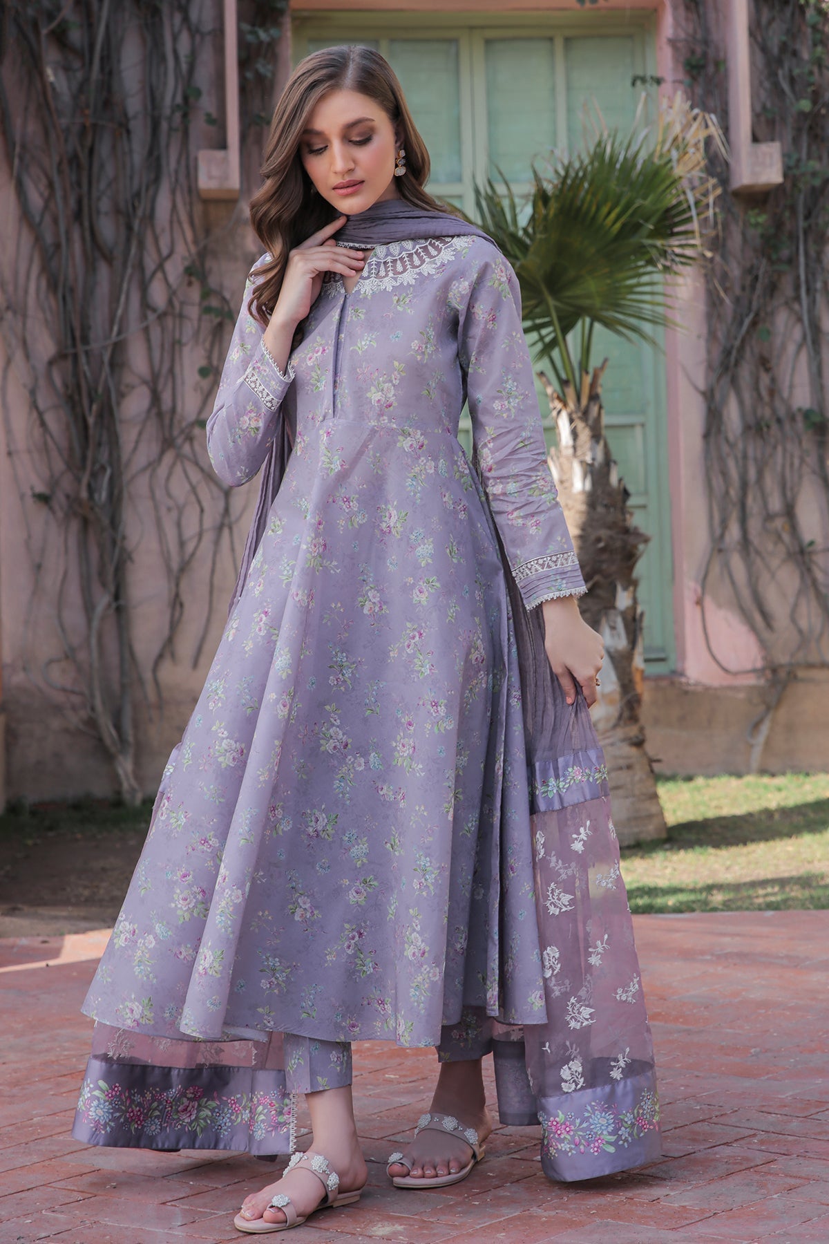 Baroque | Embroidered Lawn | SF-324