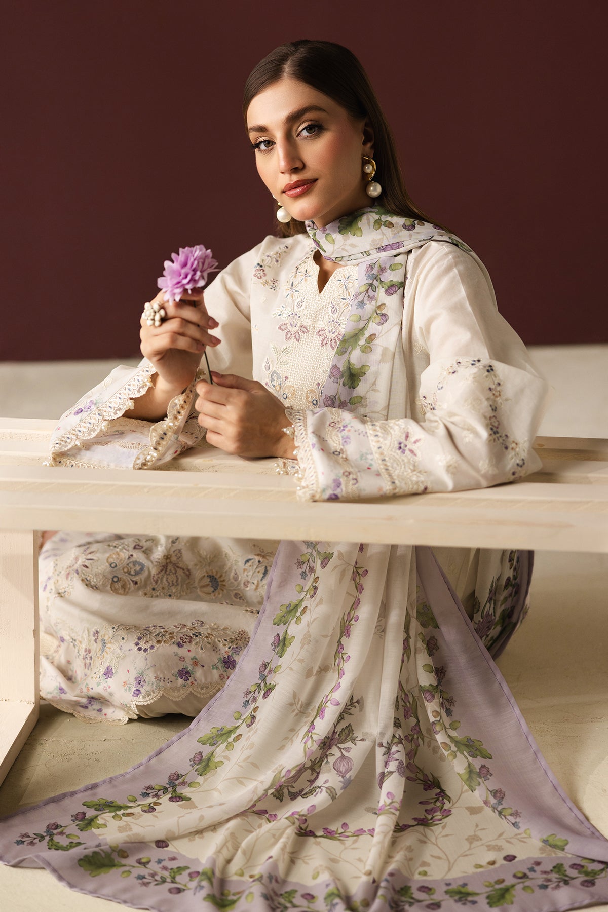 Baroque | Embroidered Lawn | SF-4433