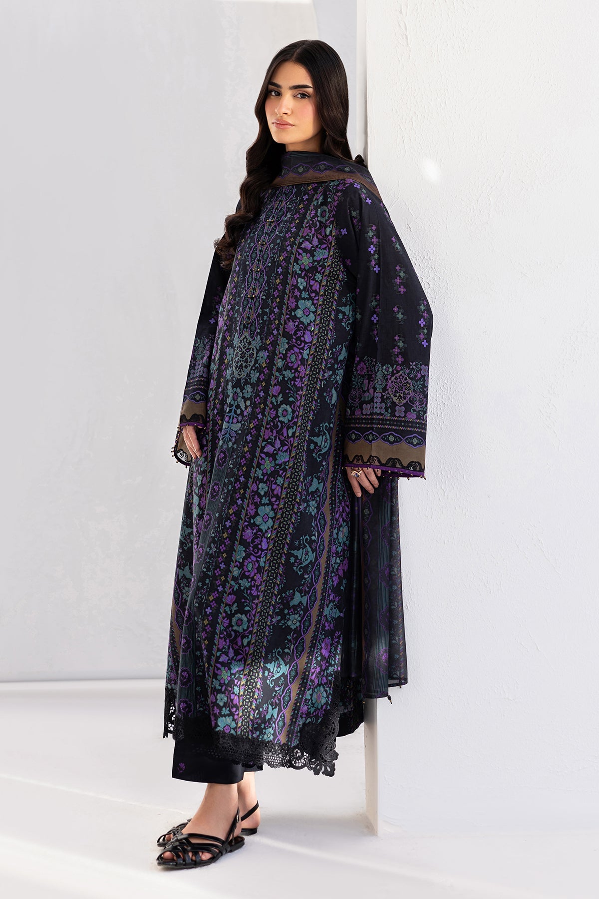 Baroque | Embroidered Lawn | SF-4453