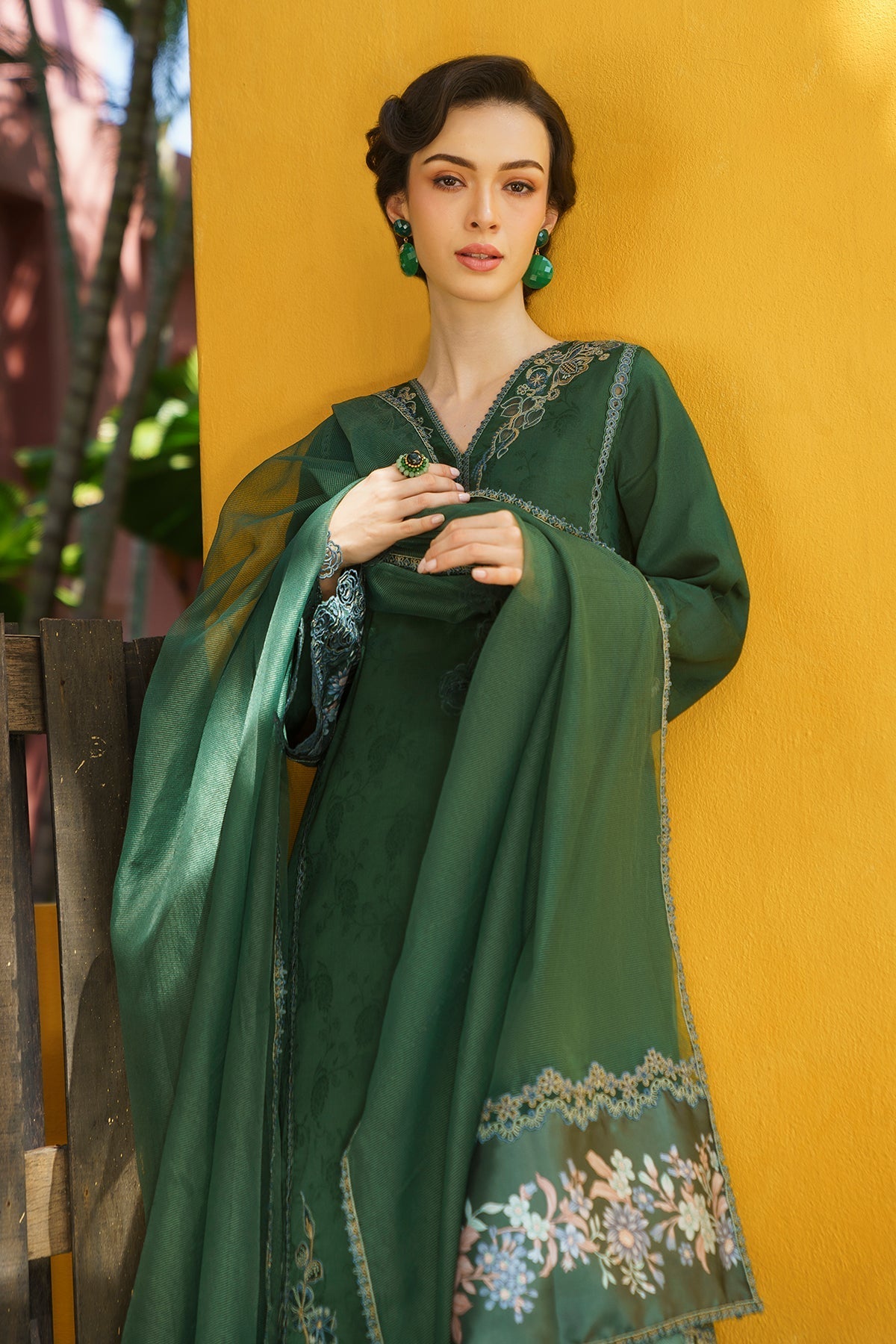 Baroque | Embroidered Lawn | SF-572