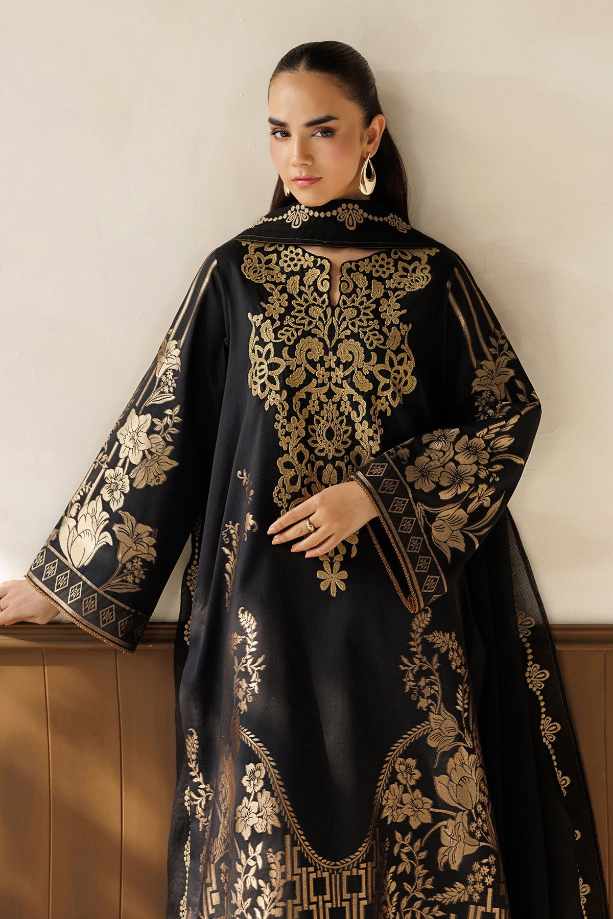 Baroque | Embroidered Lawn | SF-4501