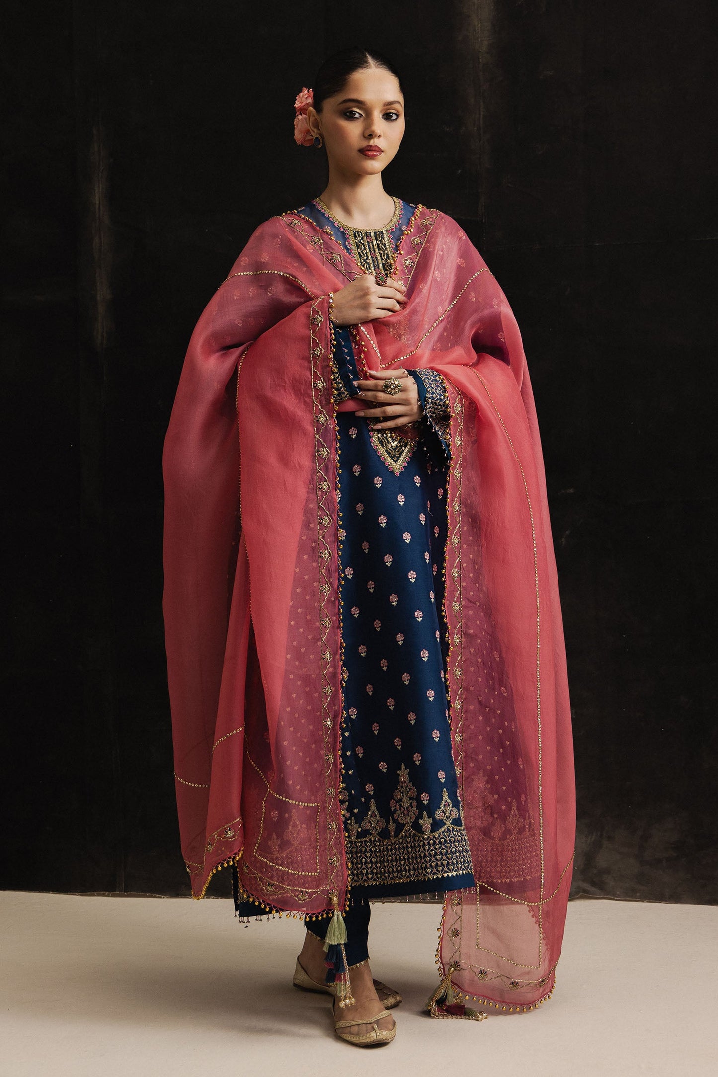 Zara Shahjahan | Studio Portraits | Parizaad
