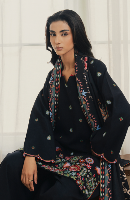 Seran | Winter Embroidered 25 | Nythea