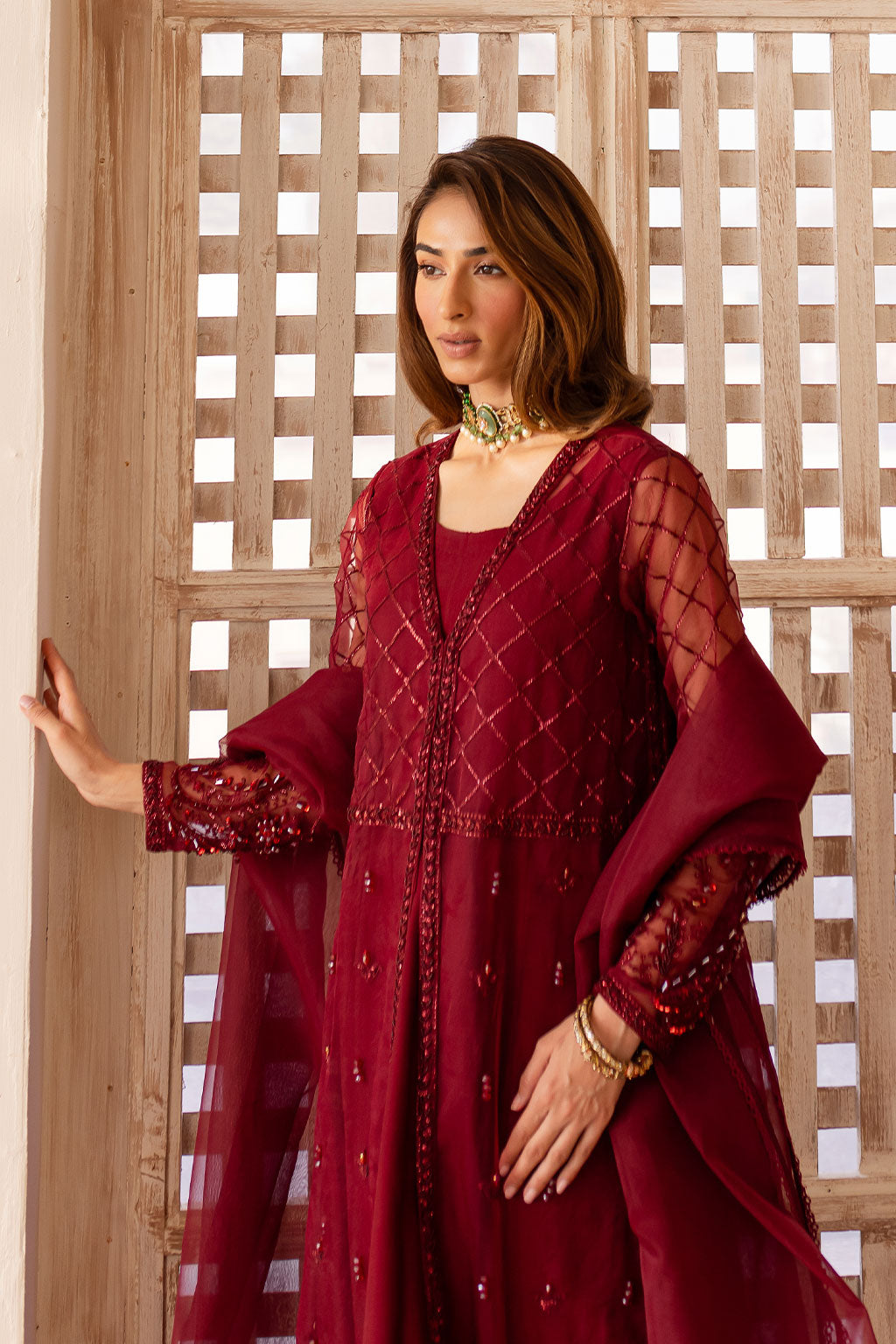 Vanya | Veranda Fromals |  VR-05