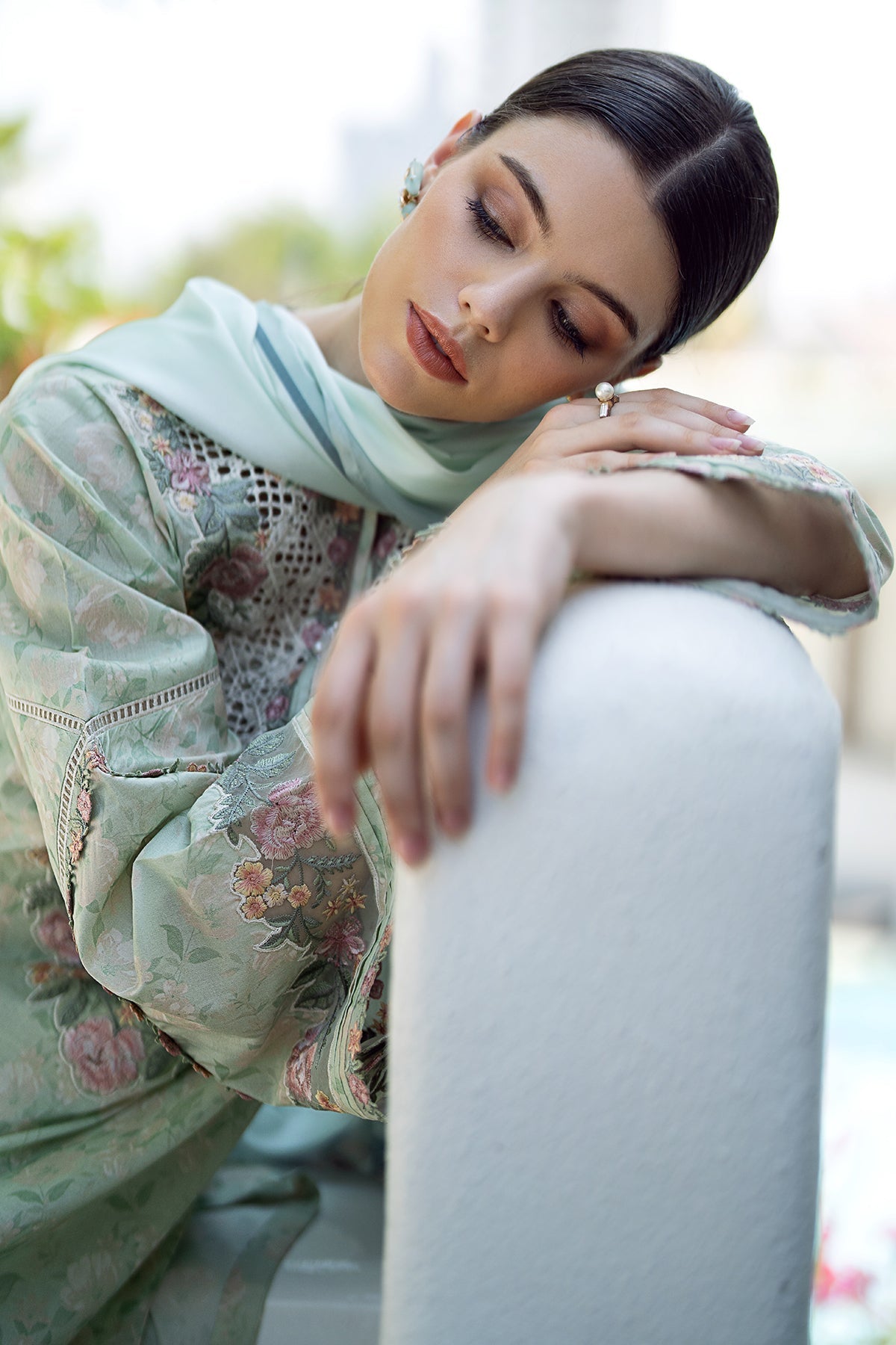 Baroque | Embroidered Lawn | SF-550