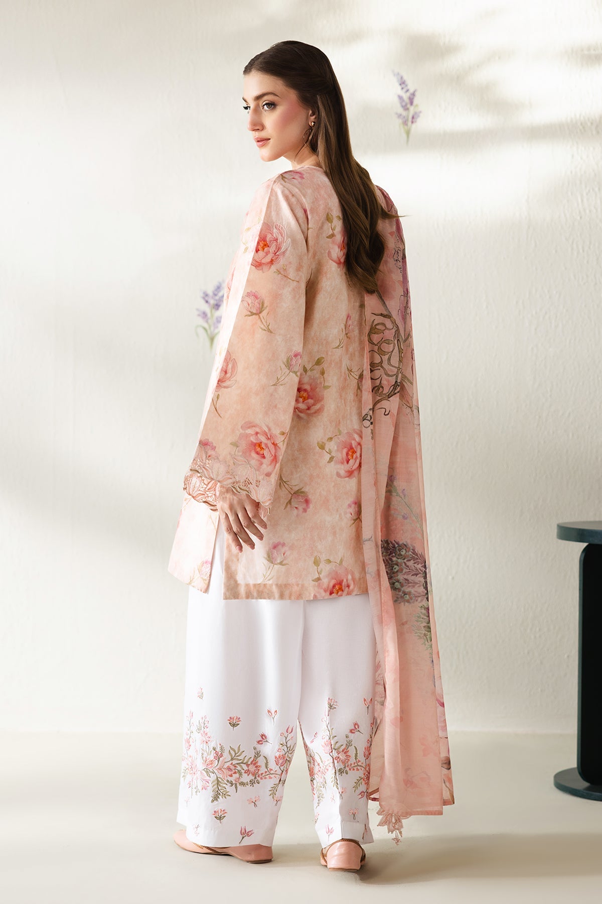 Baroque | Embroidered Lawn | SF-4427