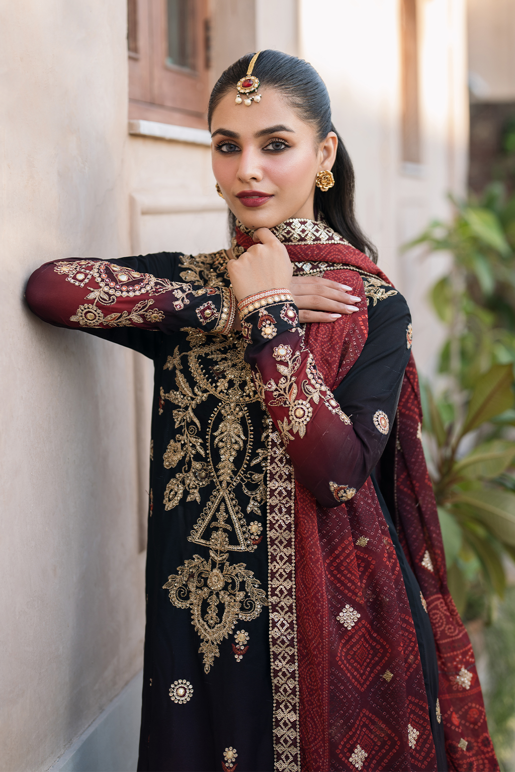 Iznik | Bandhani Formals | UE-330
