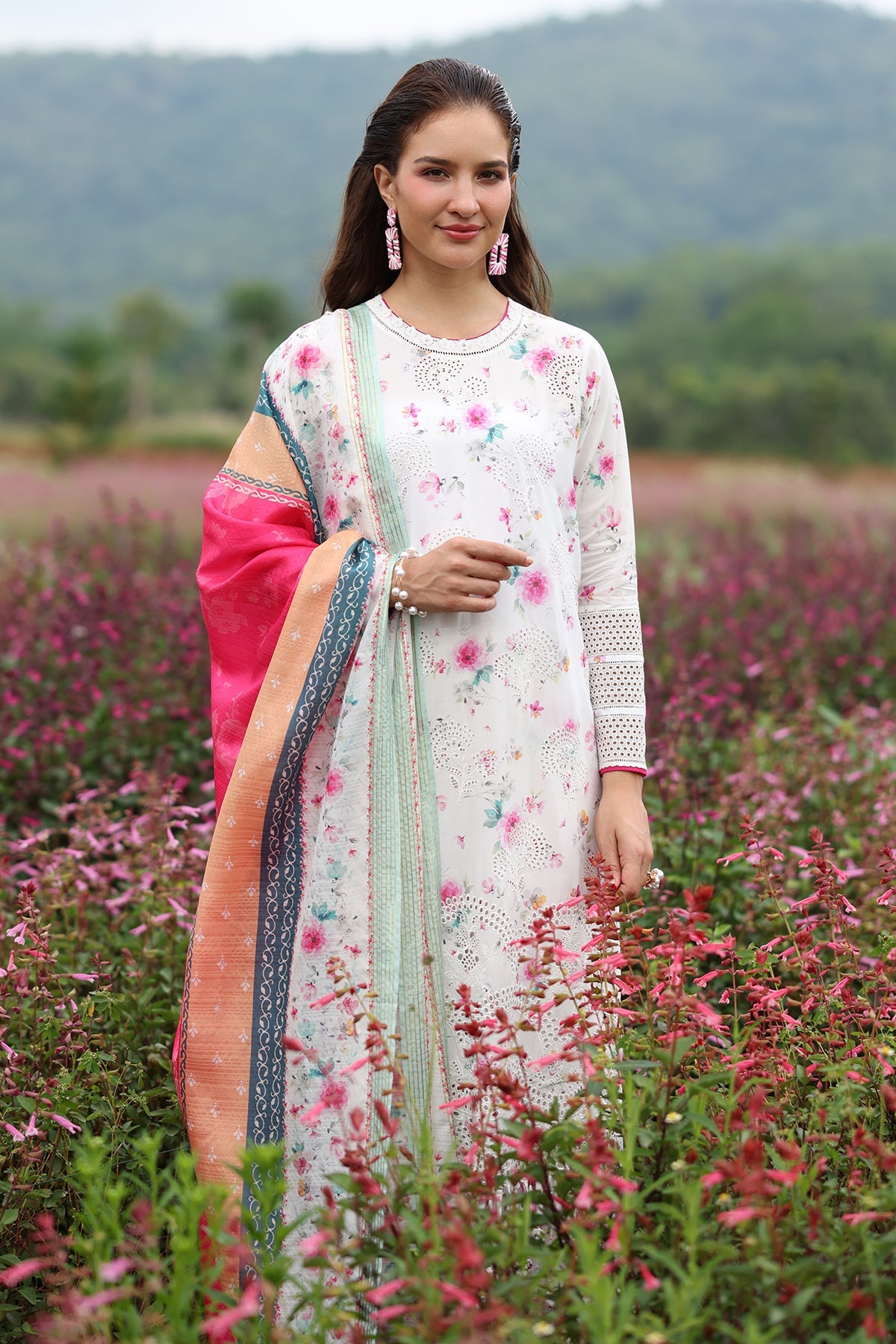 Baroque | Embroidered Lawn | SF-4237