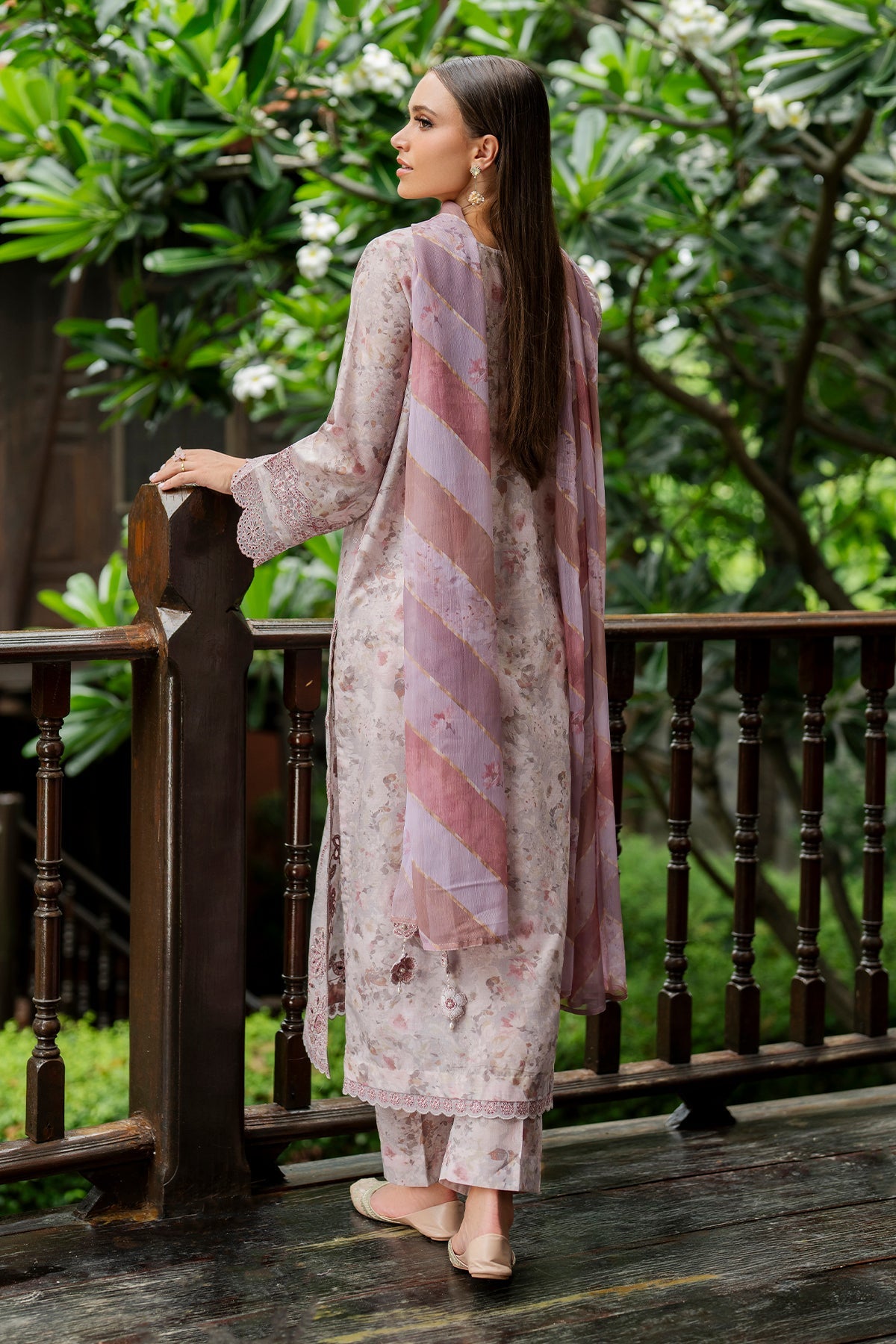 Baroque | Embroidered Lawn | SF-4273