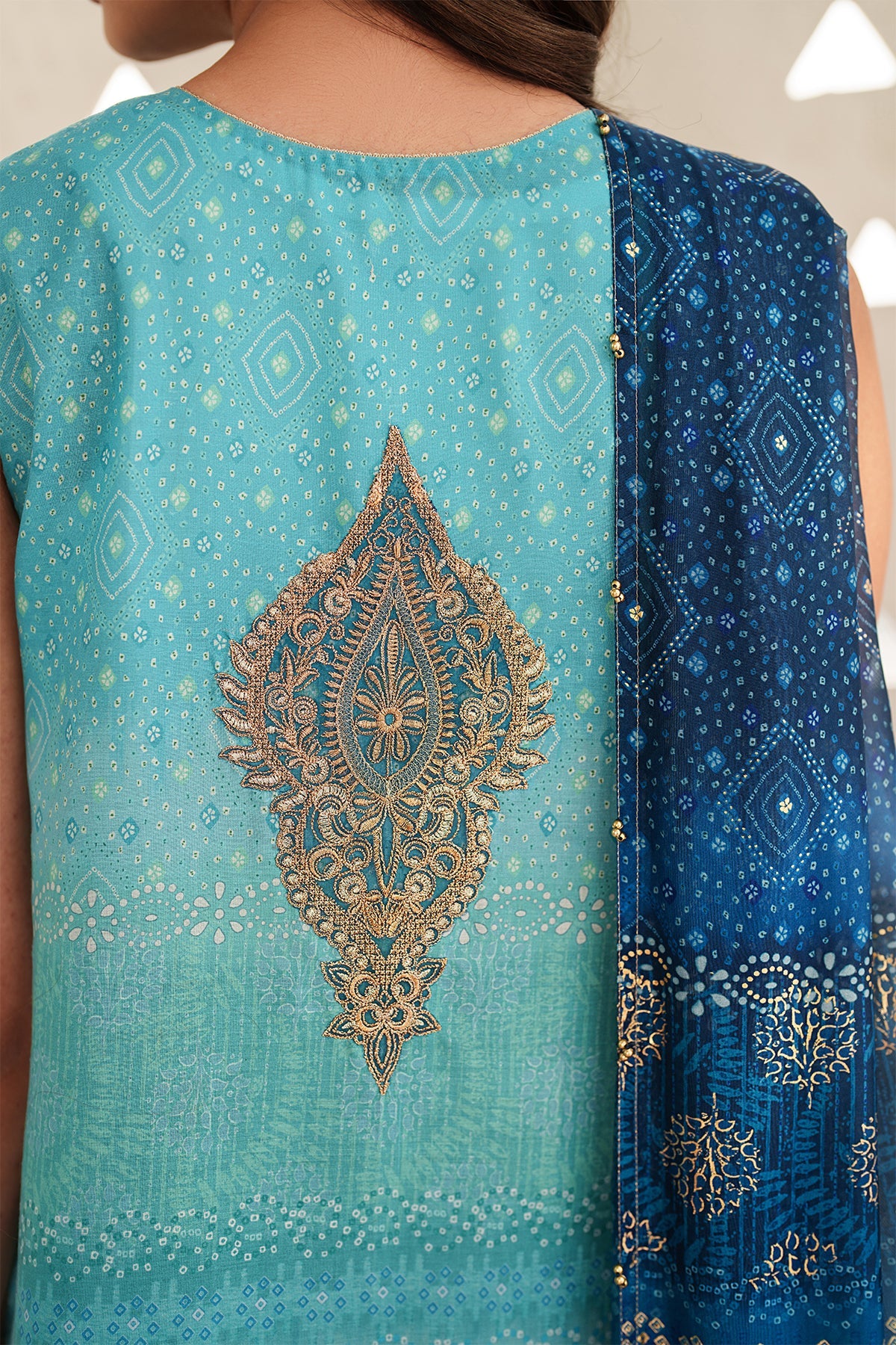 Baroque | Embroidered Lawn | SF-4400