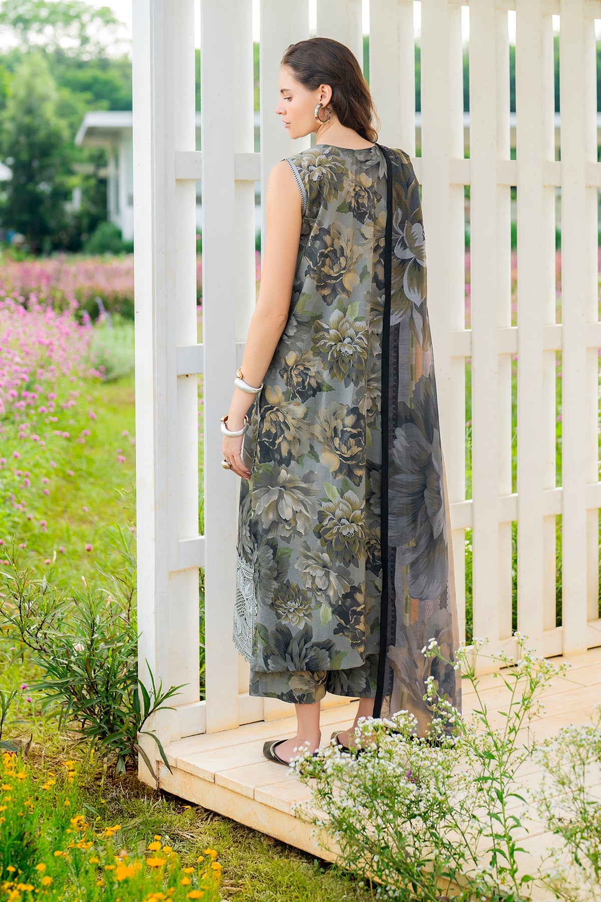 Baroque | Embroidered Lawn | SF-4218