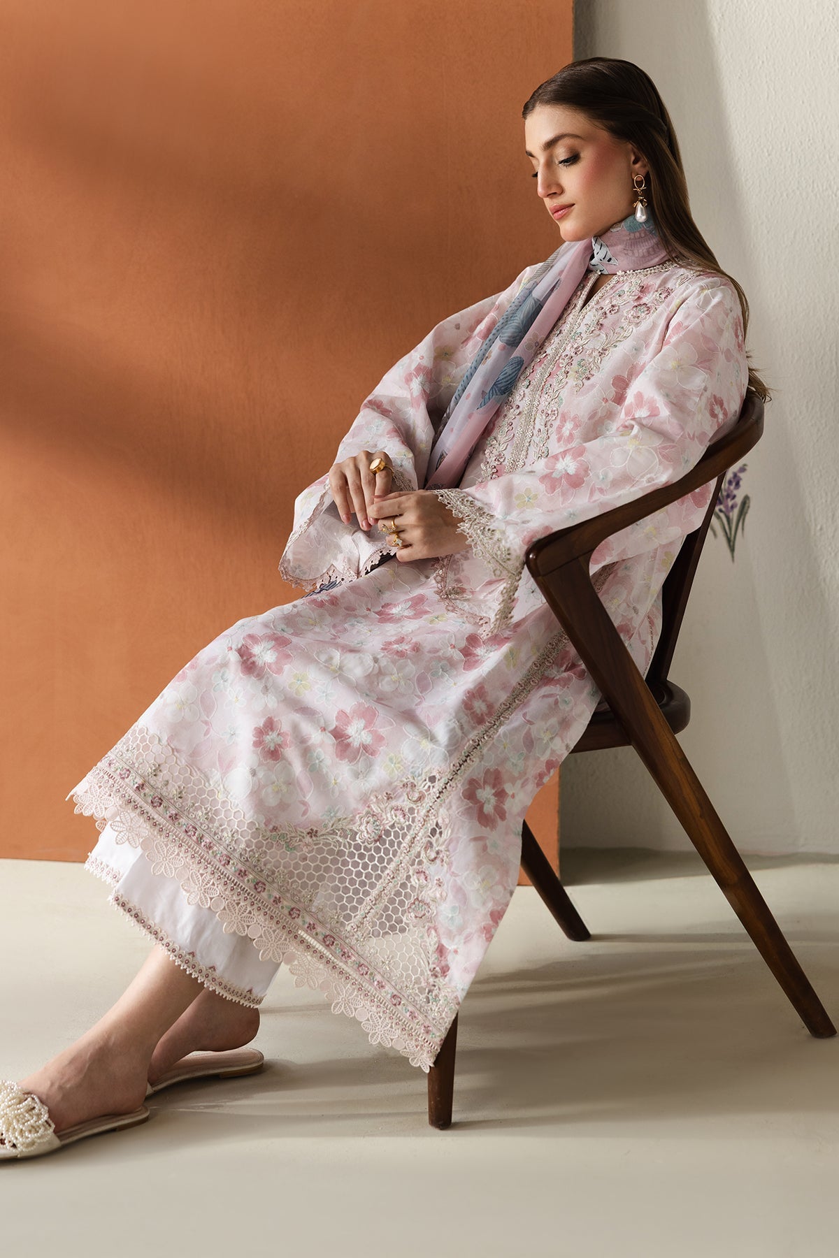 Baroque | Embroidered Lawn | SF-4428