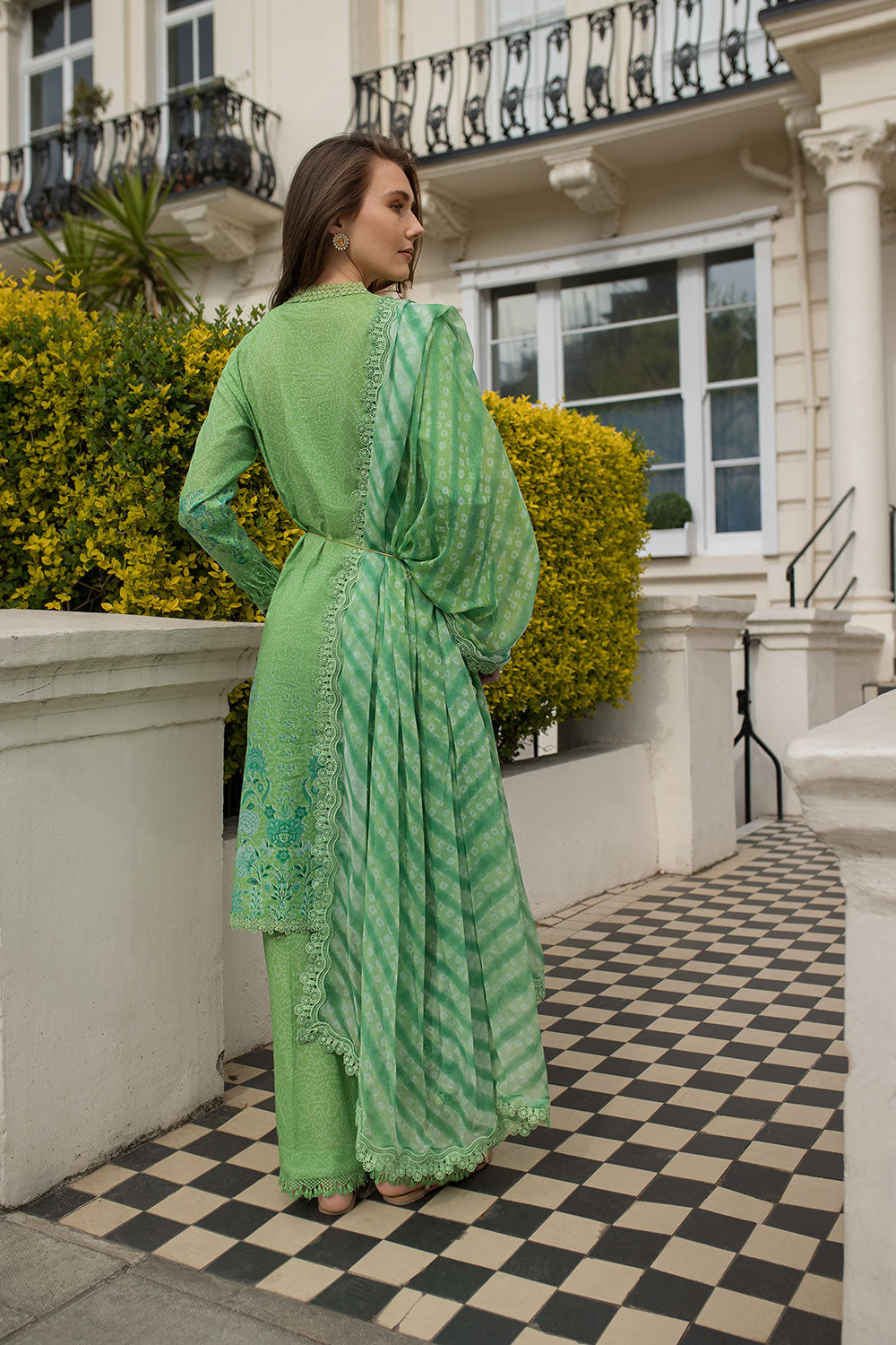 Sobia Nazir | Basics 25 | Design 7B
